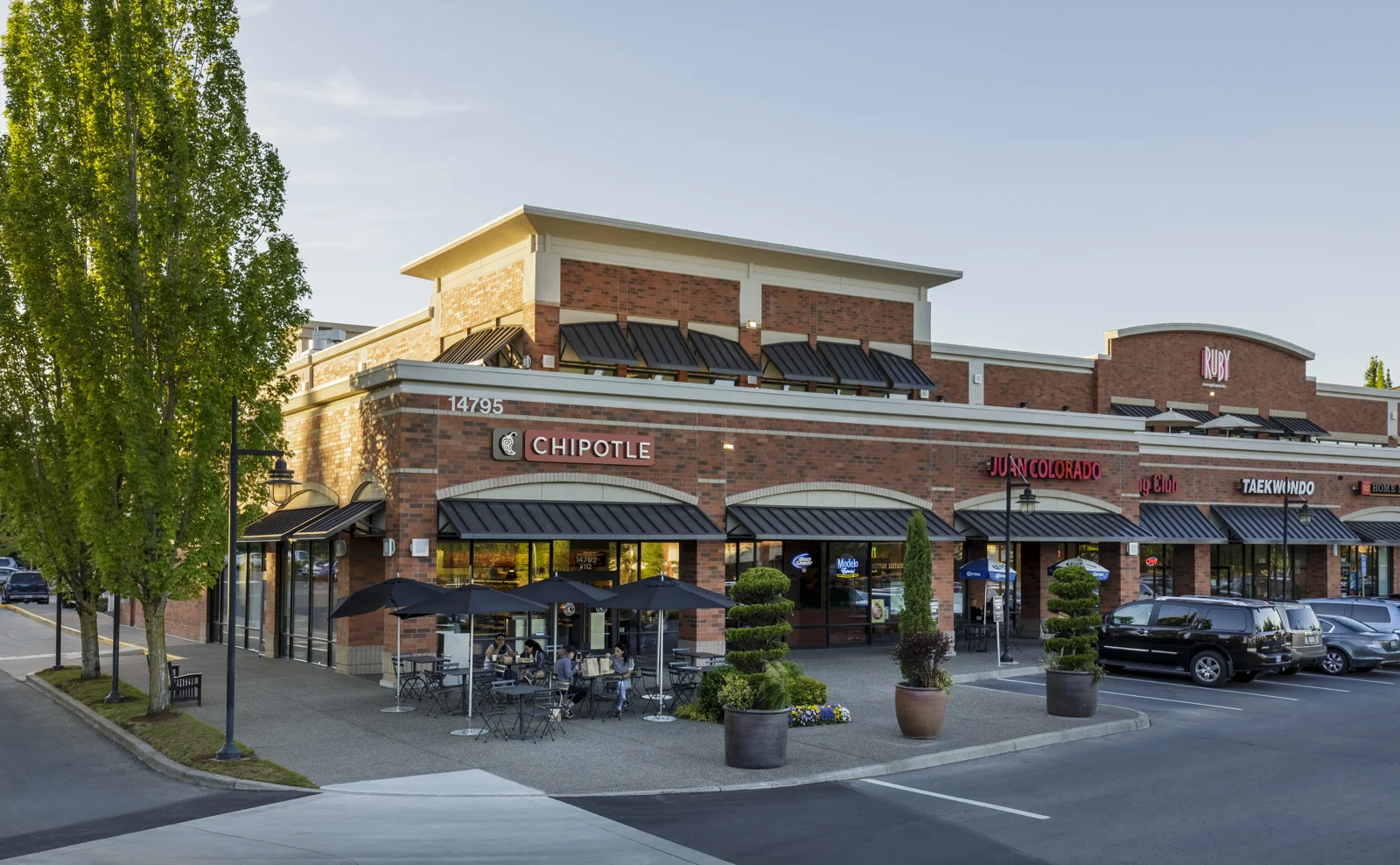 Murray Scholls Town Center — Lease in Beaverton, OR, photo 1 of 3