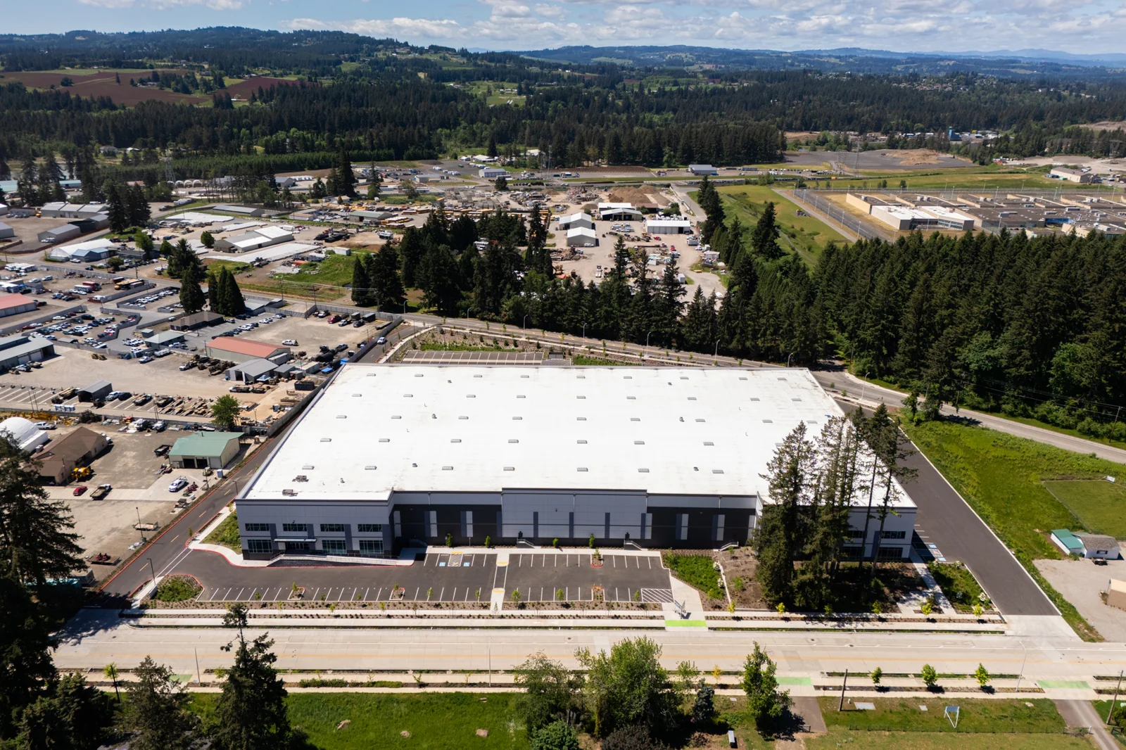 Grahams Ferry Industrial Center — Lease in Sherwood, OR, photo 2 of 5