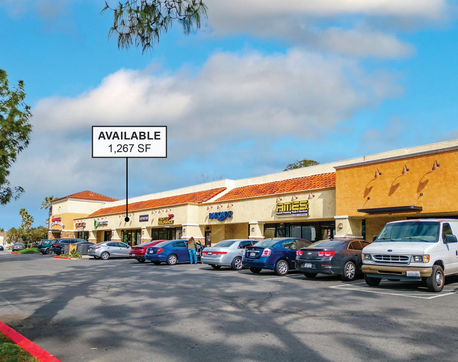 Chicago Plaza — Lease in Riverside, CA, photo 5 of 5