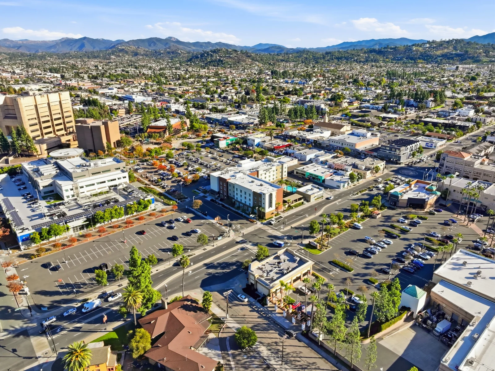Retail in El Cajon, CA - photo 3 - El Cajon, CA