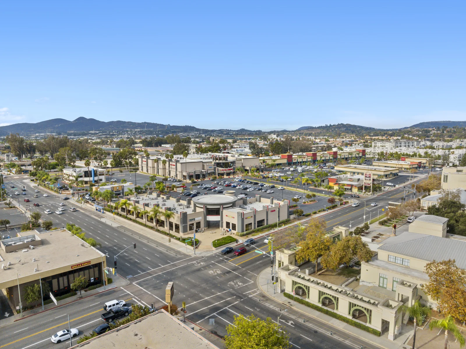 Signature Pavilion — Lease in Escondido, CA, photo 2 of 7