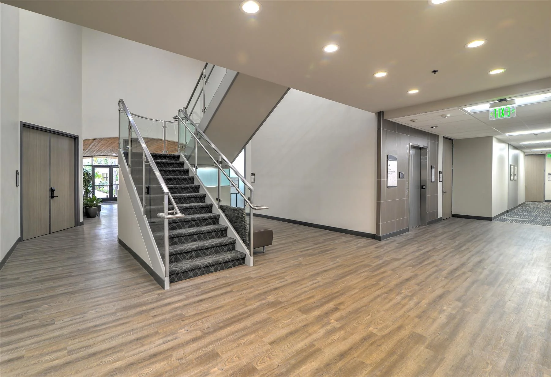 Gateway Medical Center — Lease in Poway, CA, photo 5 of 8