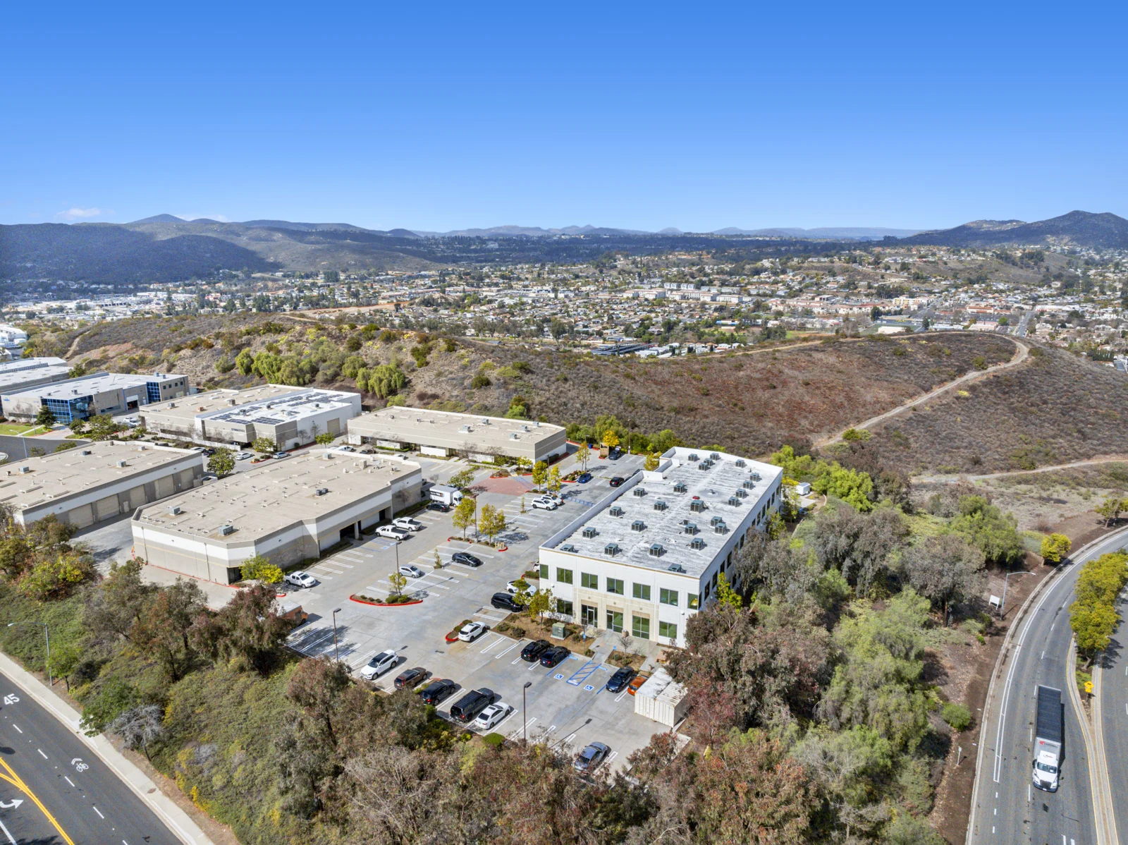 12975 Brookprinter Pl - photo 5 - Poway, CA
