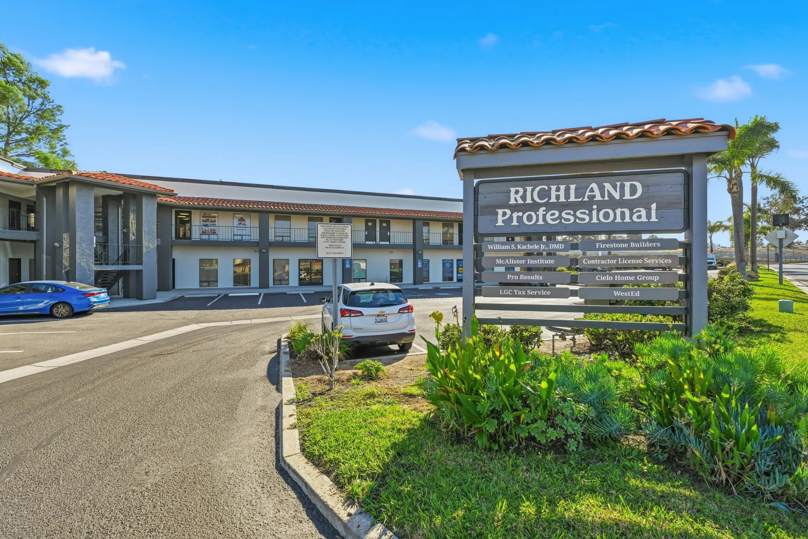 Richland Professional Center — Lease in San Marcos, CA, photo 2 of 6