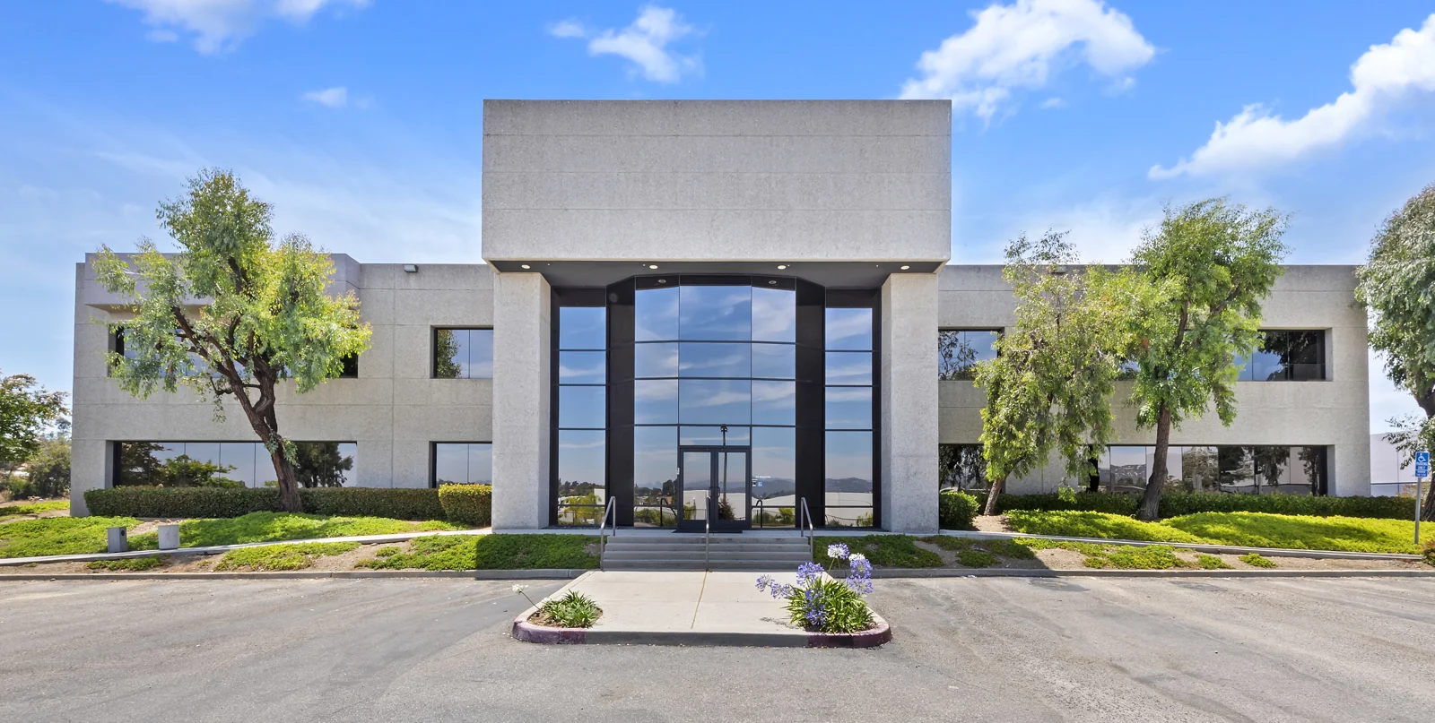 Rancheros Commercial Park — Lease in San Marcos, CA, photo 1 of 8