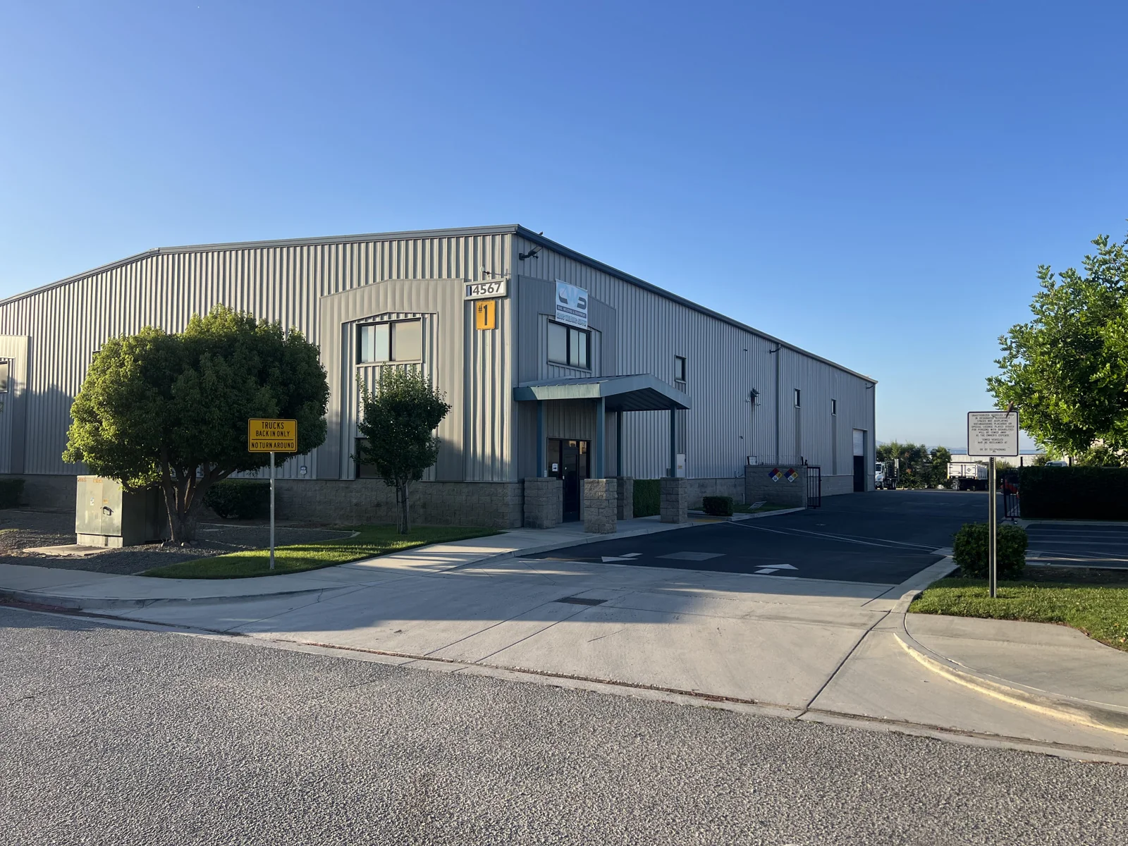 Industrial in Fontana, CA — Lease in Fontana, CA, photo 2 of 2