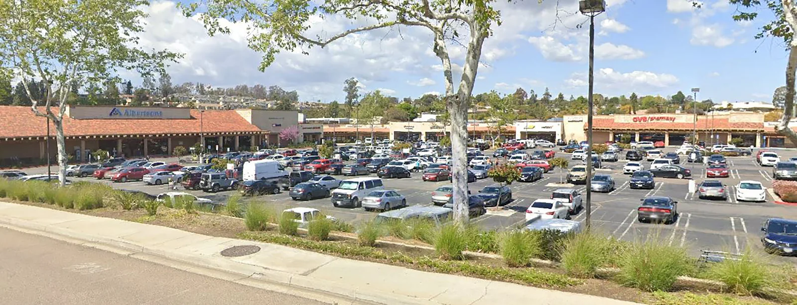 Fallbrook Towne Centre - photo 1 - Fallbrook, CA