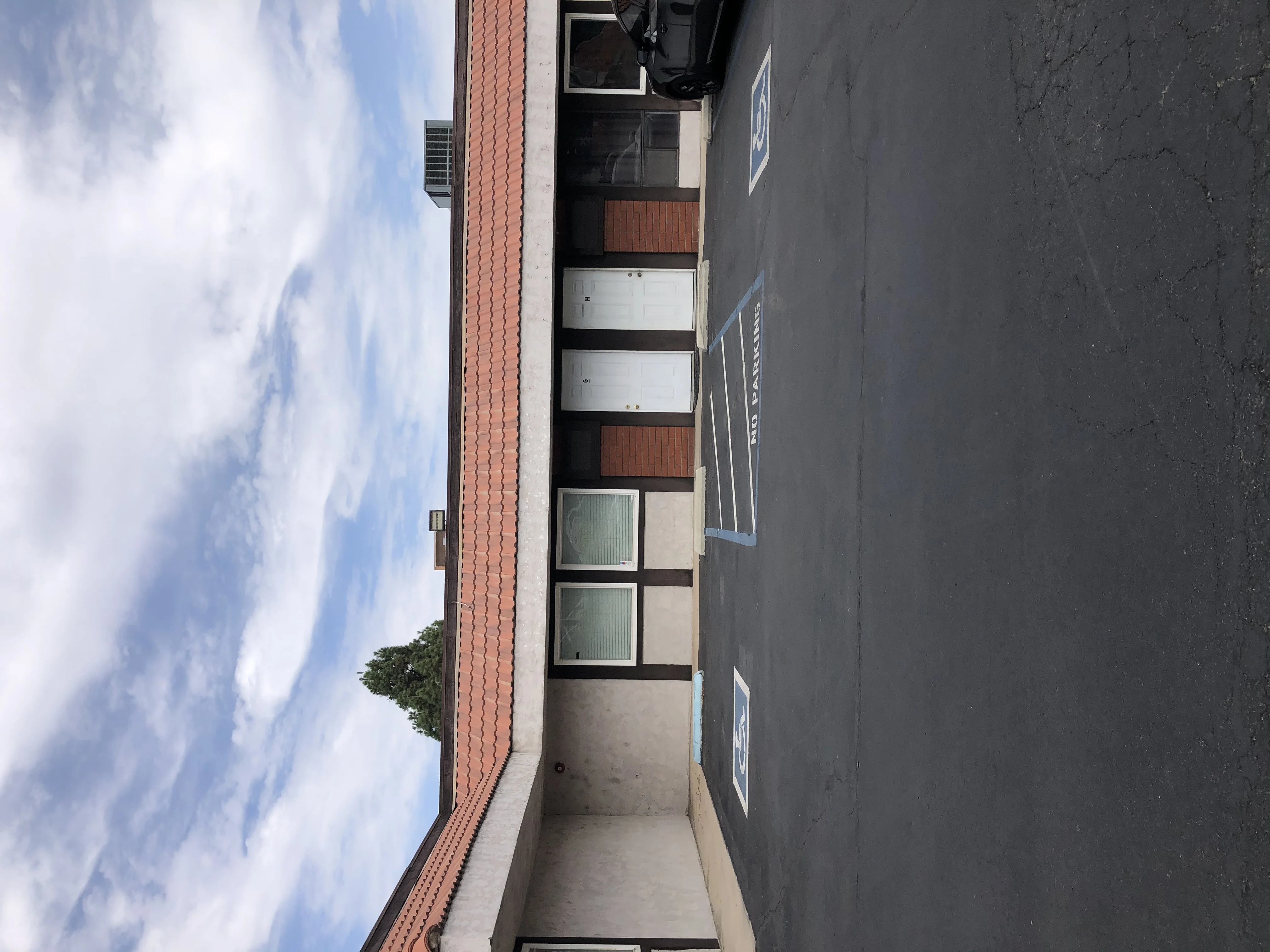 Buchanan Plaza — Lease in Riverside, CA, photo 1 of 4