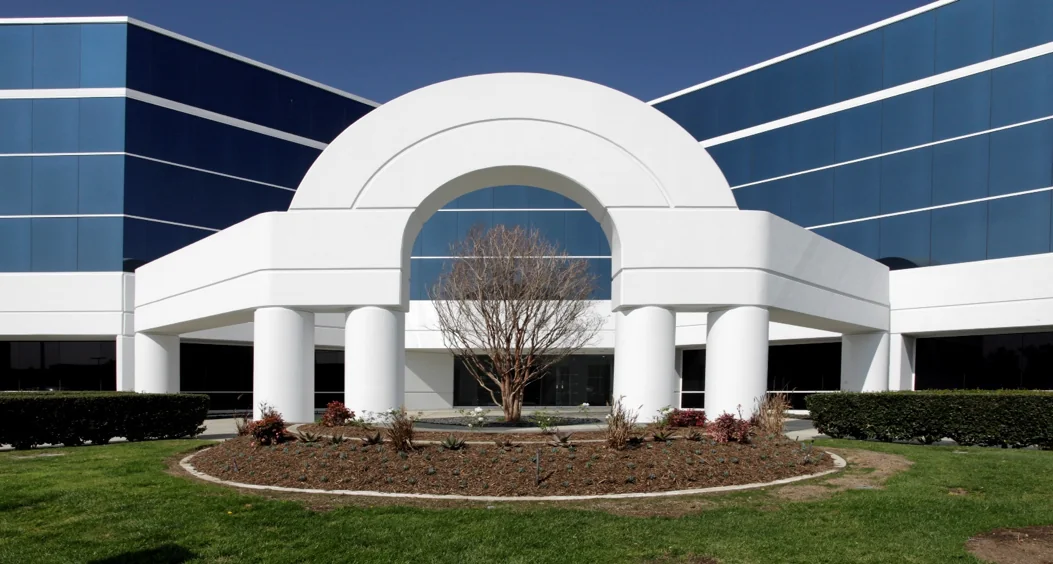 New Pointe Plaza — Lease in Ontario, CA, photo 2 of 2