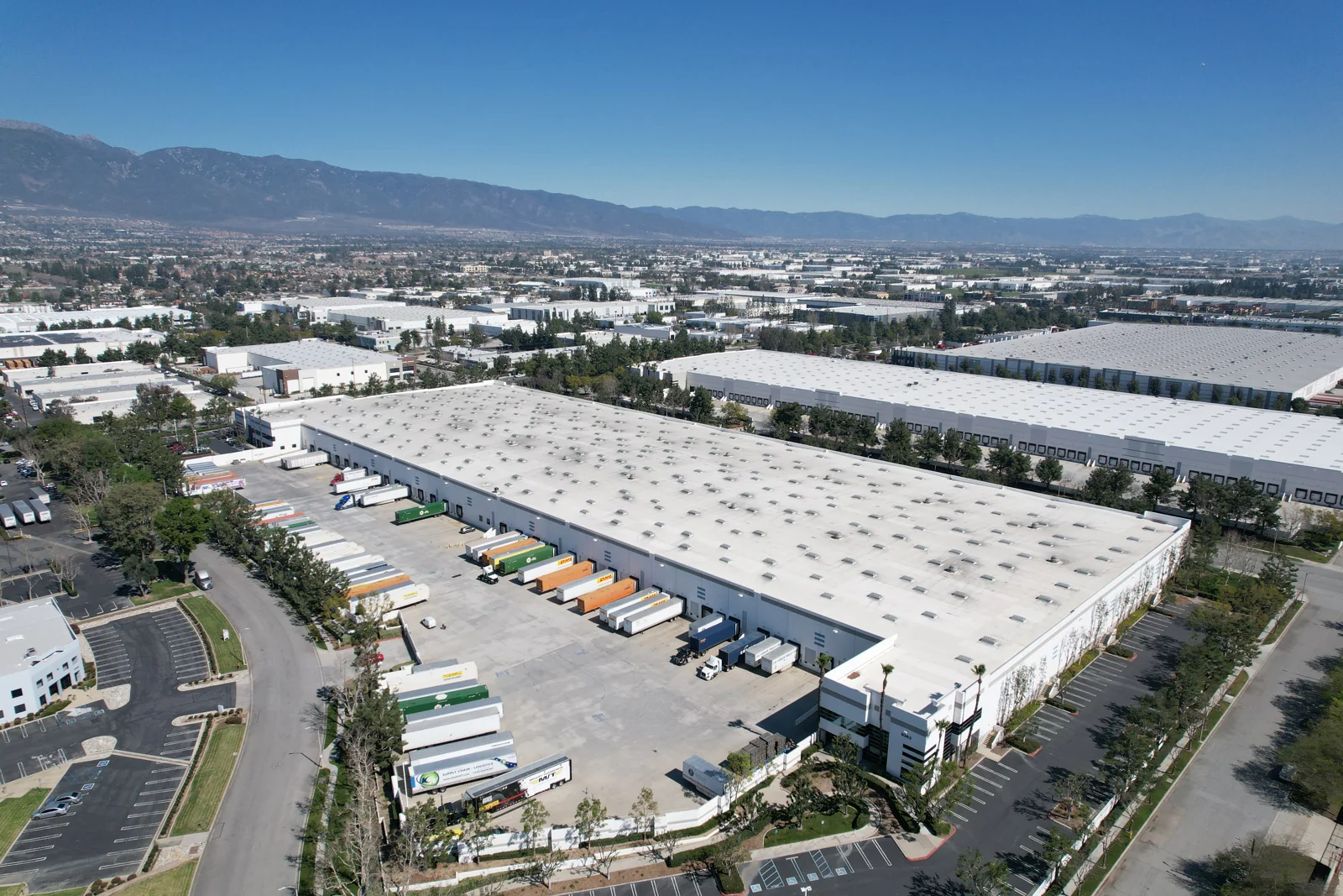 Immediate Occupancy — Lease in Rancho Cucamonga, CA, photo 3 of 4