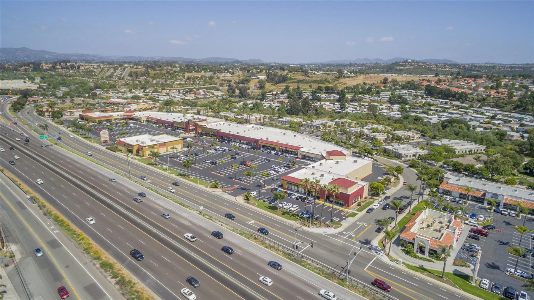 The Pavilion Shopping Center — Lease in Vista, CA, photo 1 of 3