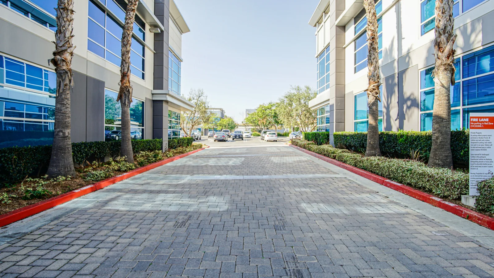 The Edge — Lease in El Segundo, CA, photo 4 of 8