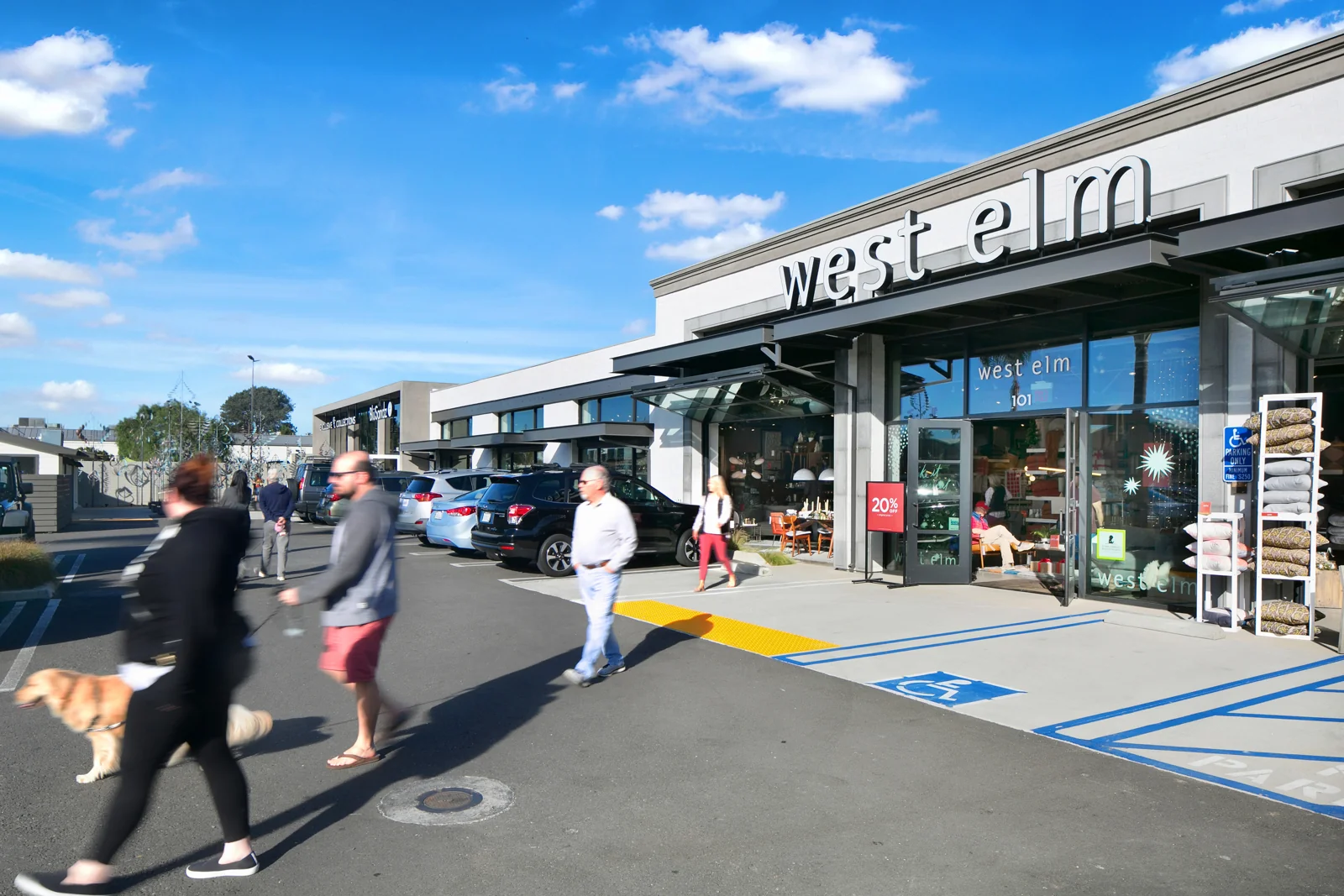Retail in Solana Beach, CA — Lease in Solana Beach, CA, photo 1 of 8