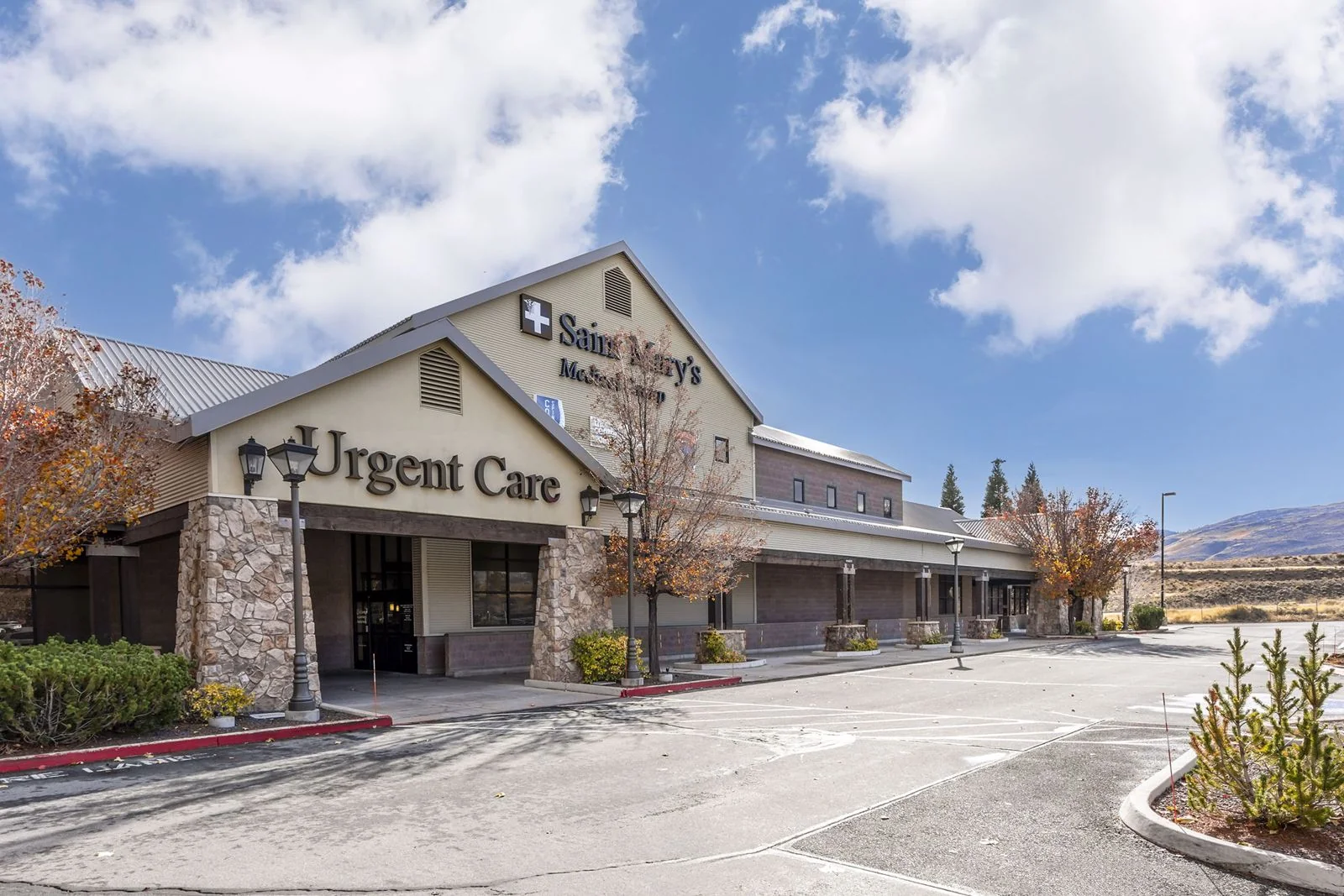 6255 Sharlands Avenue — Lease in Reno, NV, photo 2 of 8