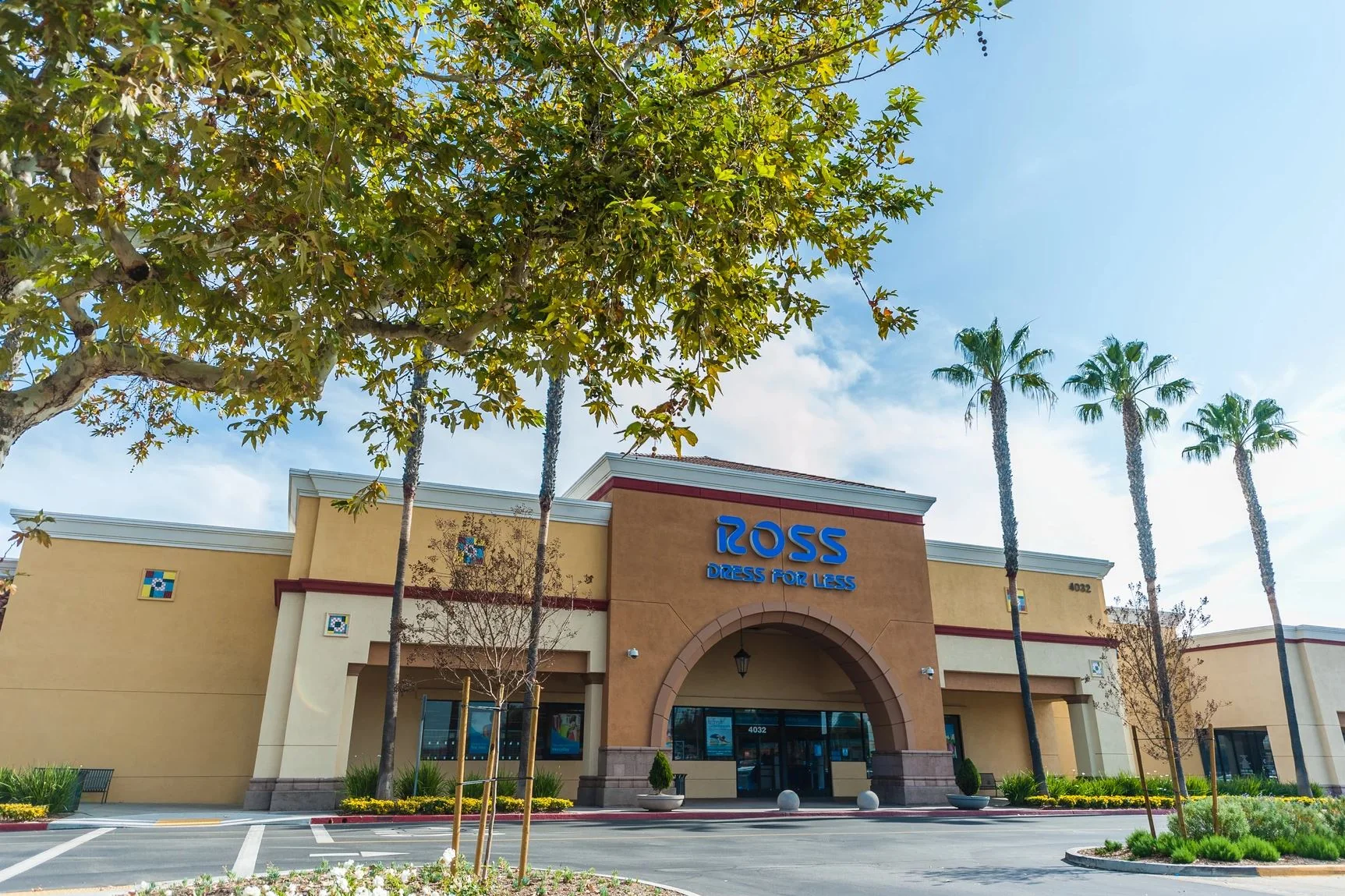 Chino Spectrum Marketplace — Lease in Chino, CA, photo 2 of 7