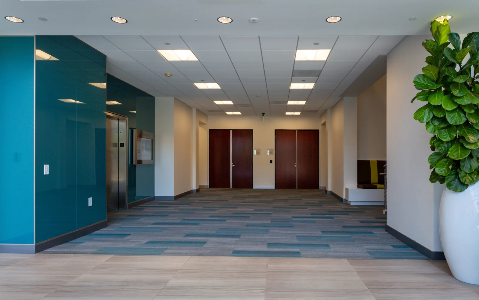 FOOTHILL CORPORATE CENTRE — Lease in Lake Forest, CA, photo 3 of 8