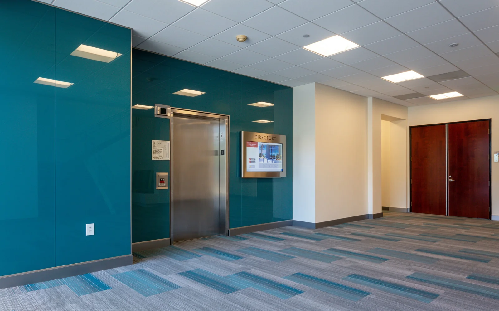 FOOTHILL CORPORATE CENTRE — Lease in Lake Forest, CA, photo 7 of 8