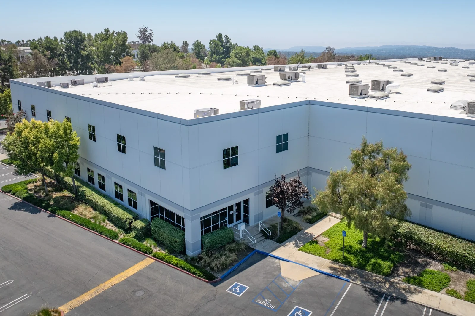 Makena Commercentre — Lease in Lake Forest, CA, photo 2 of 3