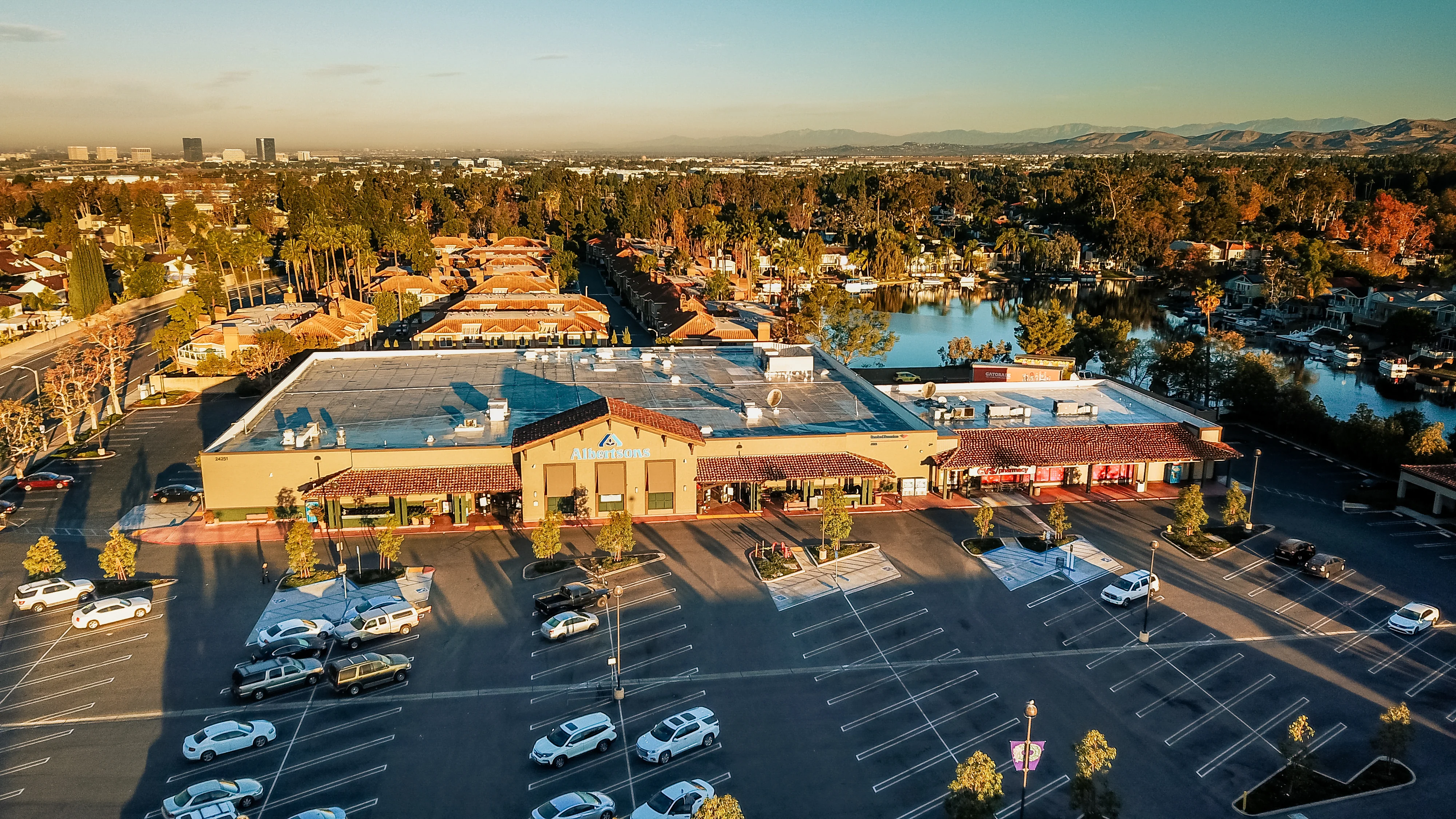 Lake Forest Village — Lease in Lake Forest, CA, photo 4 of 5