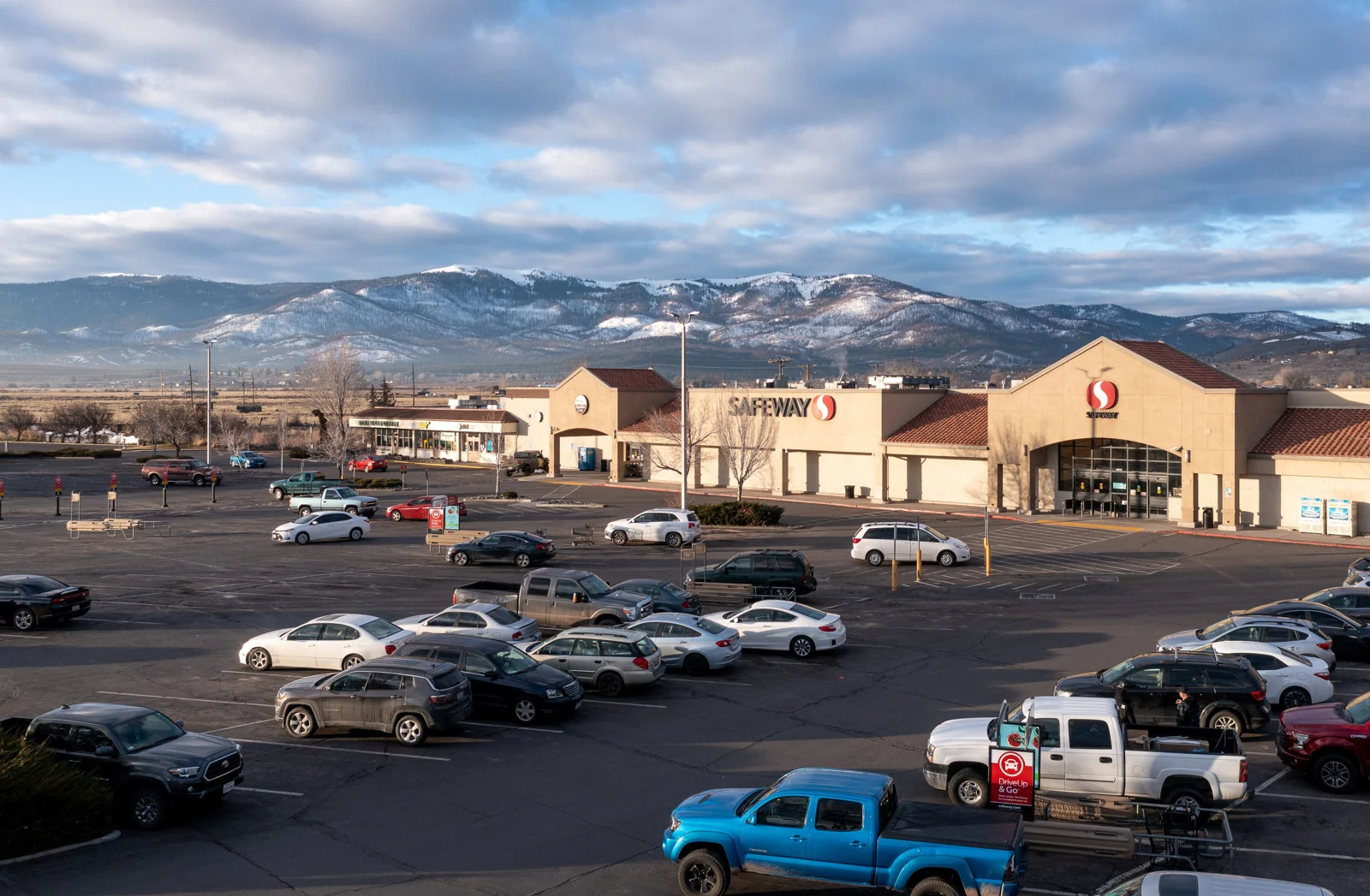 Sierra Shopping Center - photo 1 - Susanville, CA