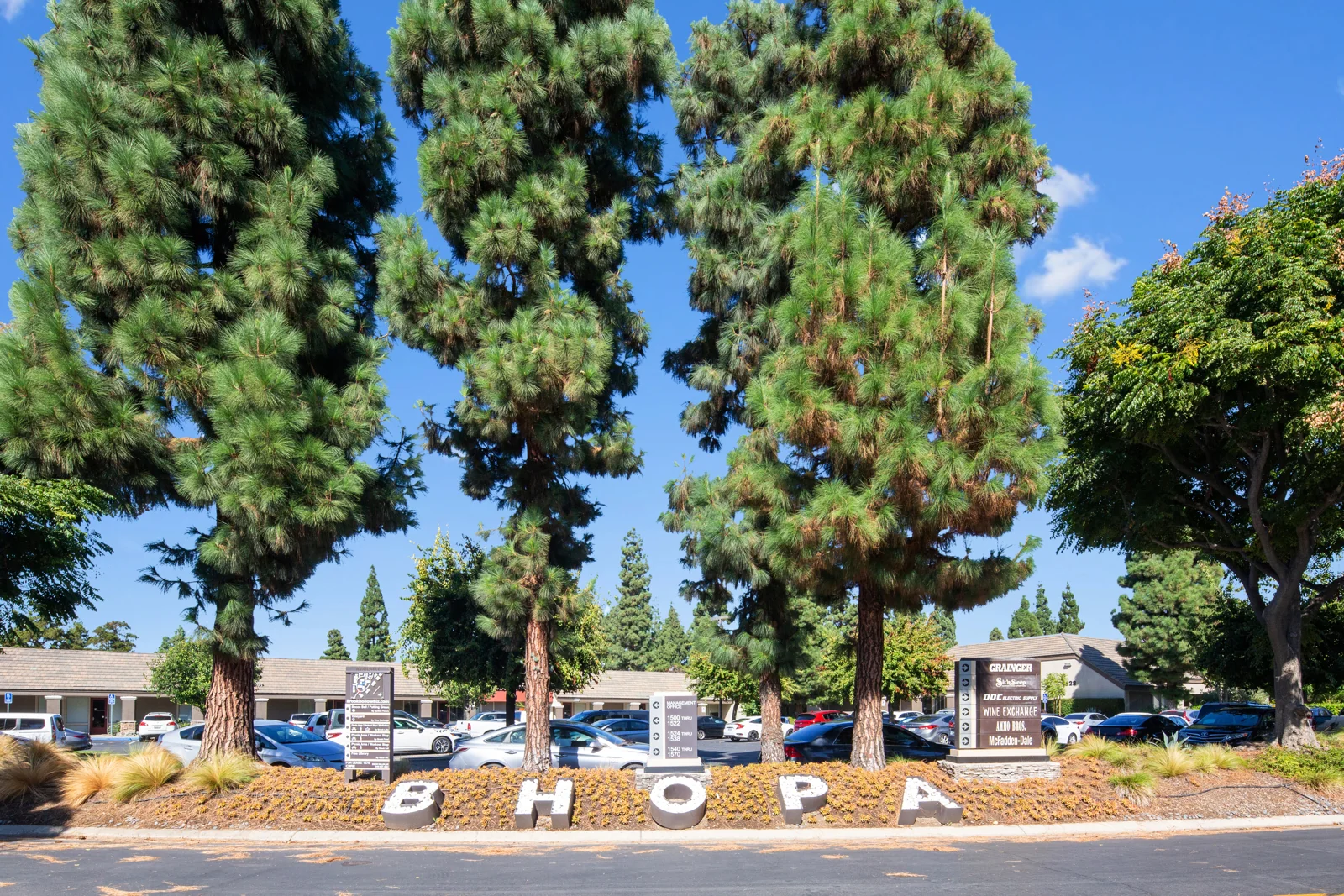 Brookhollow Business Park — Lease in Santa Ana, CA, photo 3 of 3