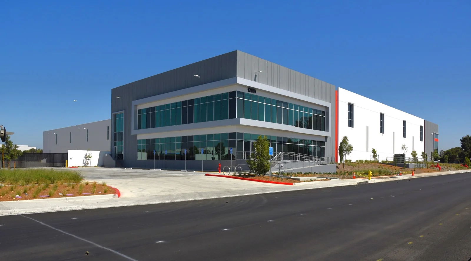 9th Street Irvine — Lease in Irvine, CA, photo 1 of 8