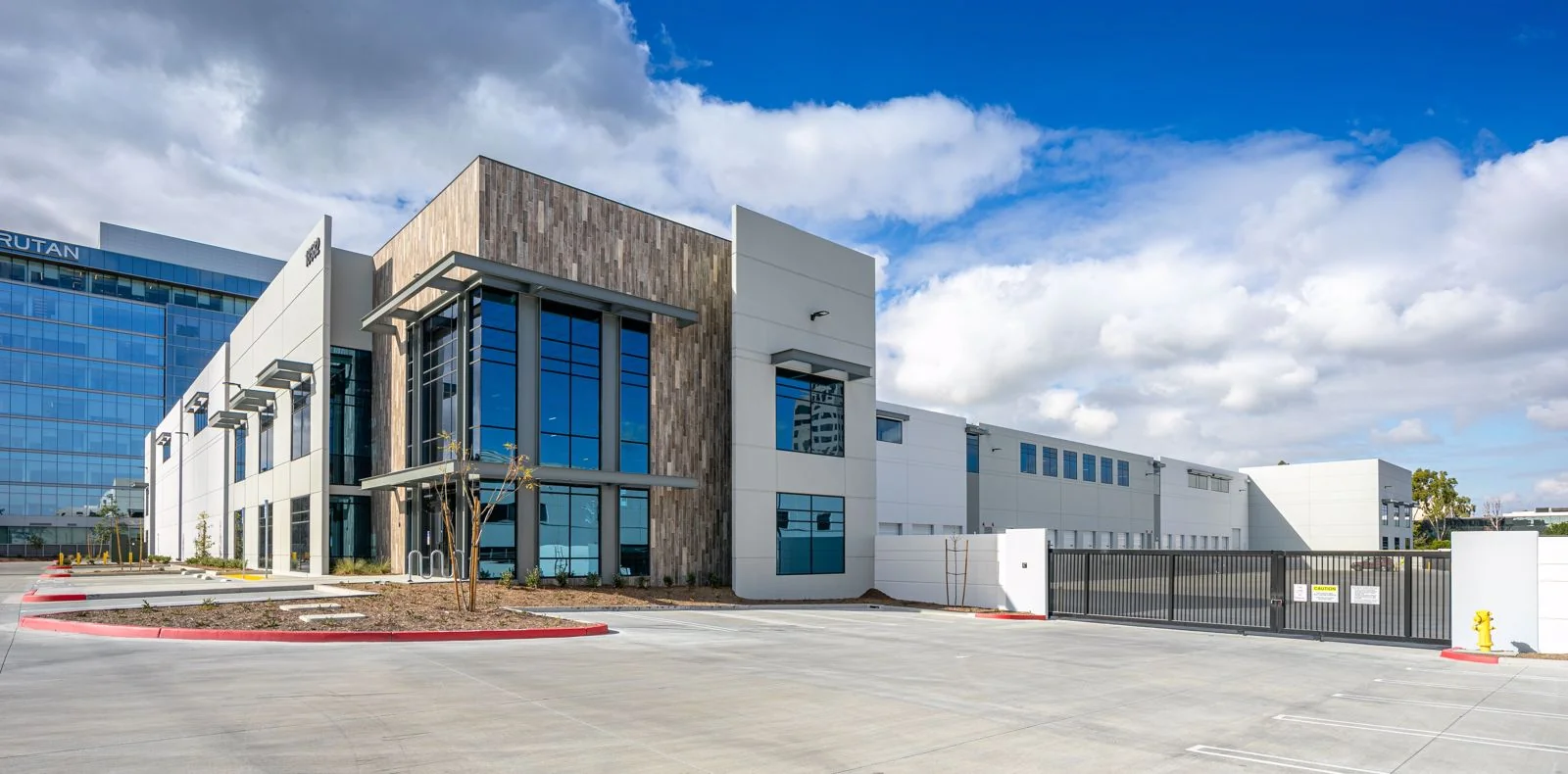 Irvine Commerce Center