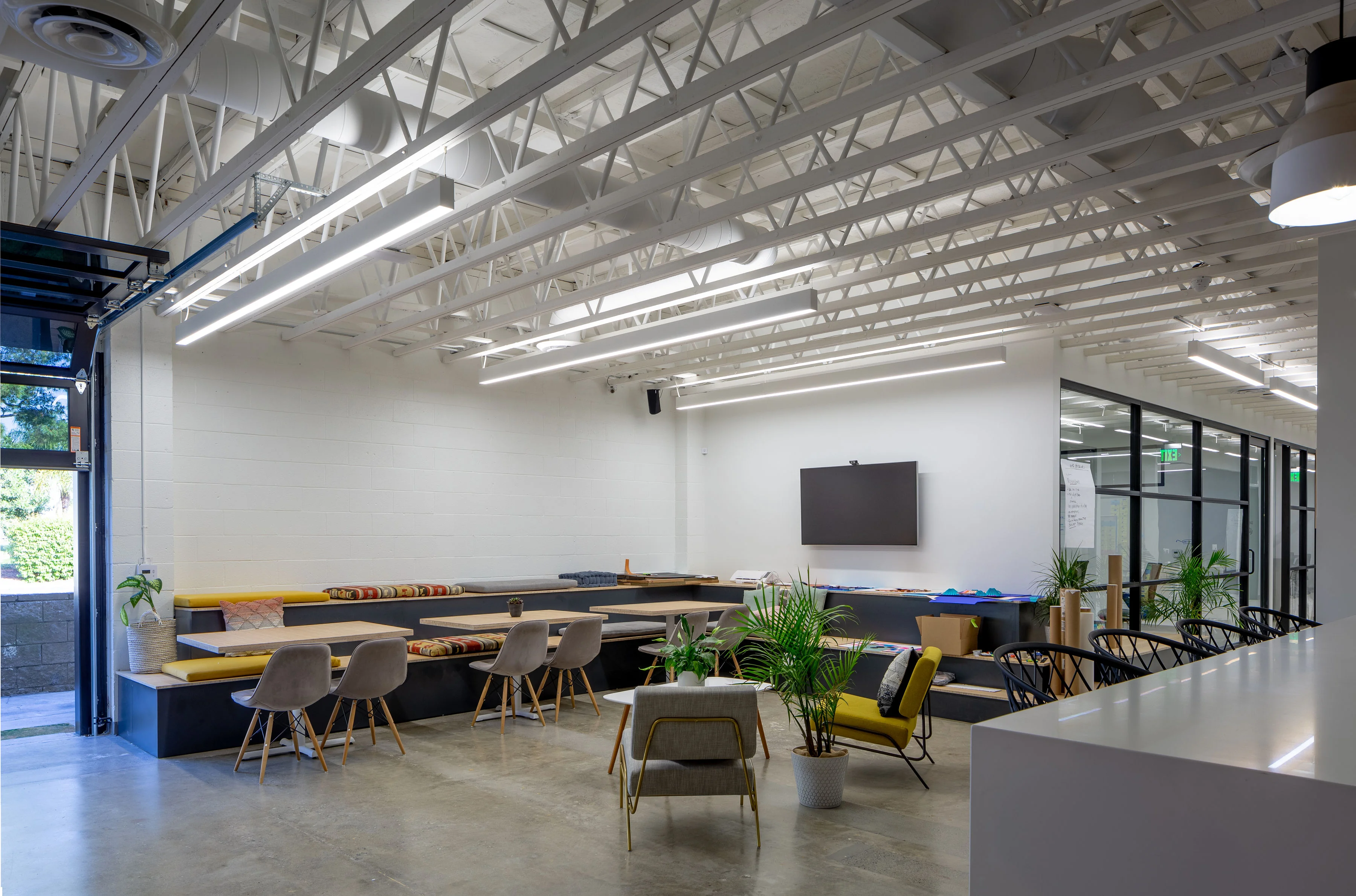 Culture Yard — Lease in Costa Mesa, CA, photo 2 of 8