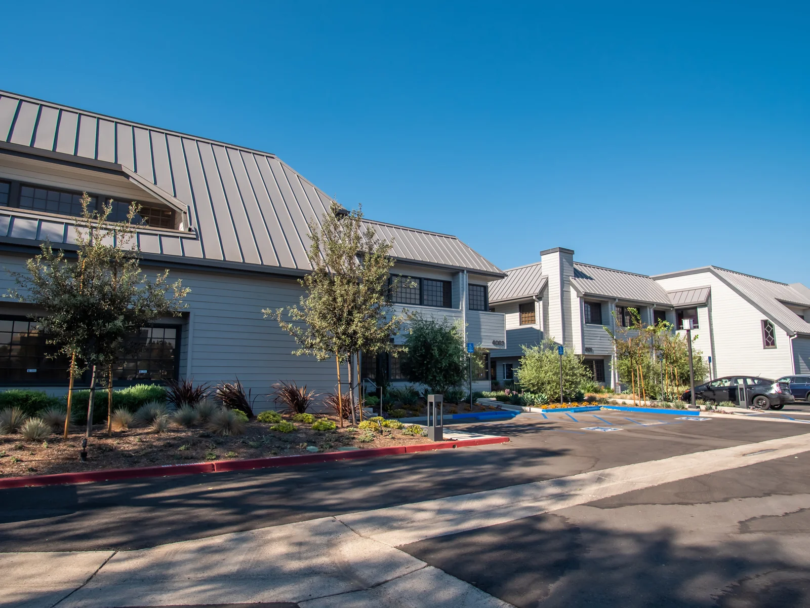 Newport Office Plaza — Lease in Newport Beach, CA, photo 2 of 5