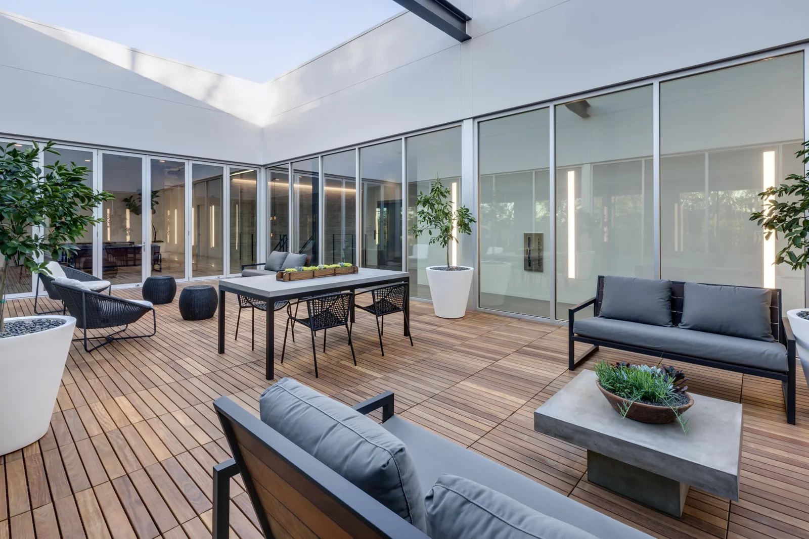 1501 QUAIL STREET — Lease in Newport Beach, CA, photo 5 of 8