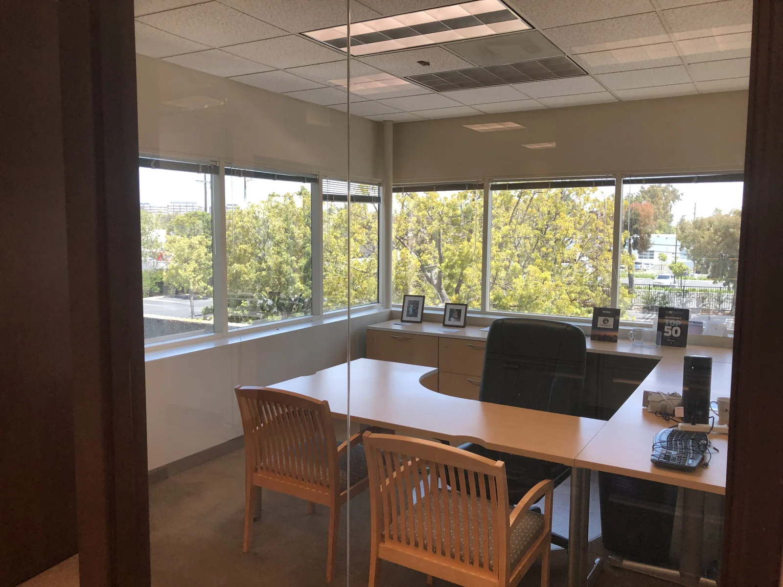 Baker Plaza — Lease in Costa Mesa, CA, photo 3 of 4