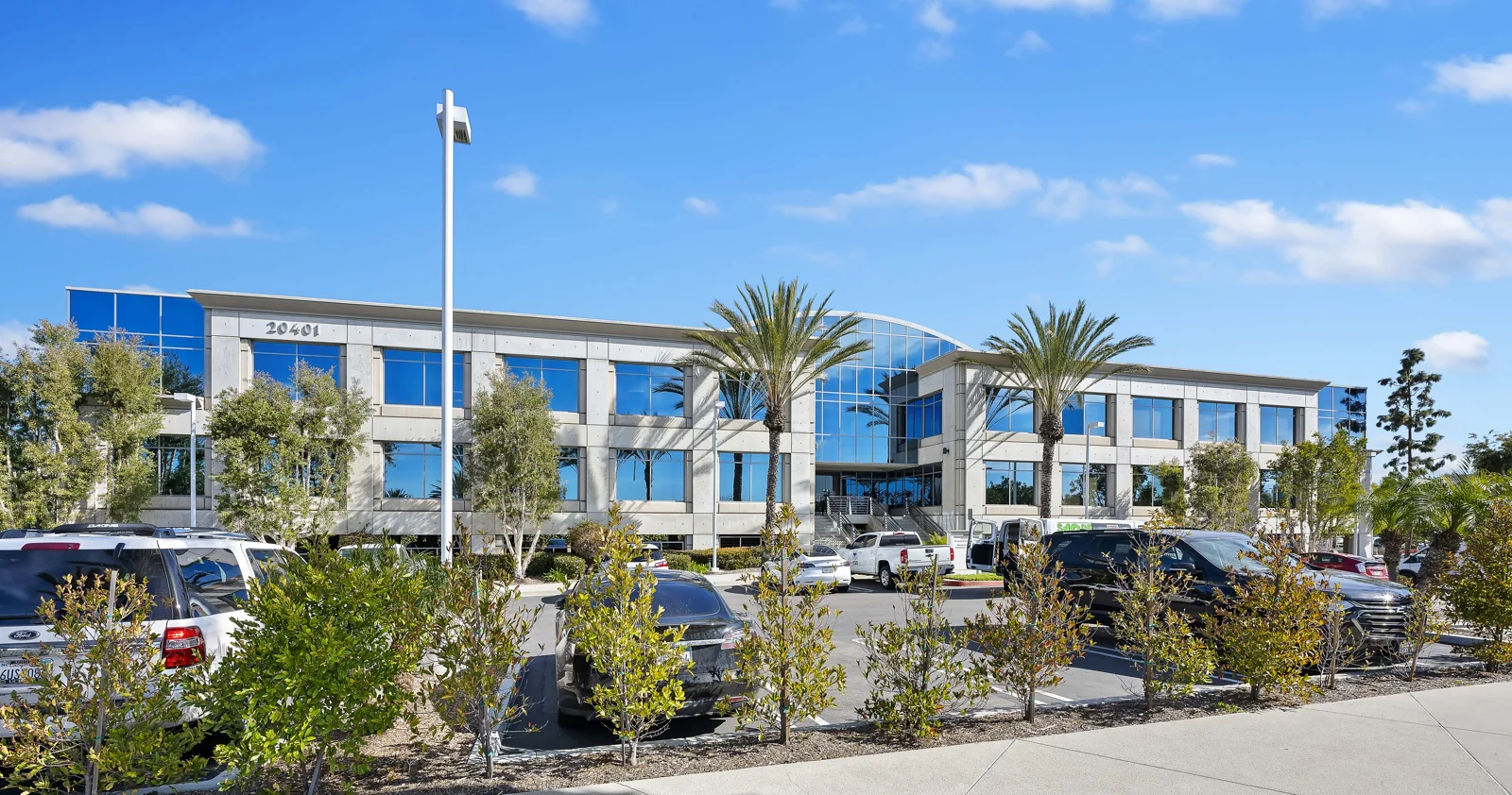BAYVIEW BUSINESS PARK — Lease in Newport Beach, CA, photo 3 of 8