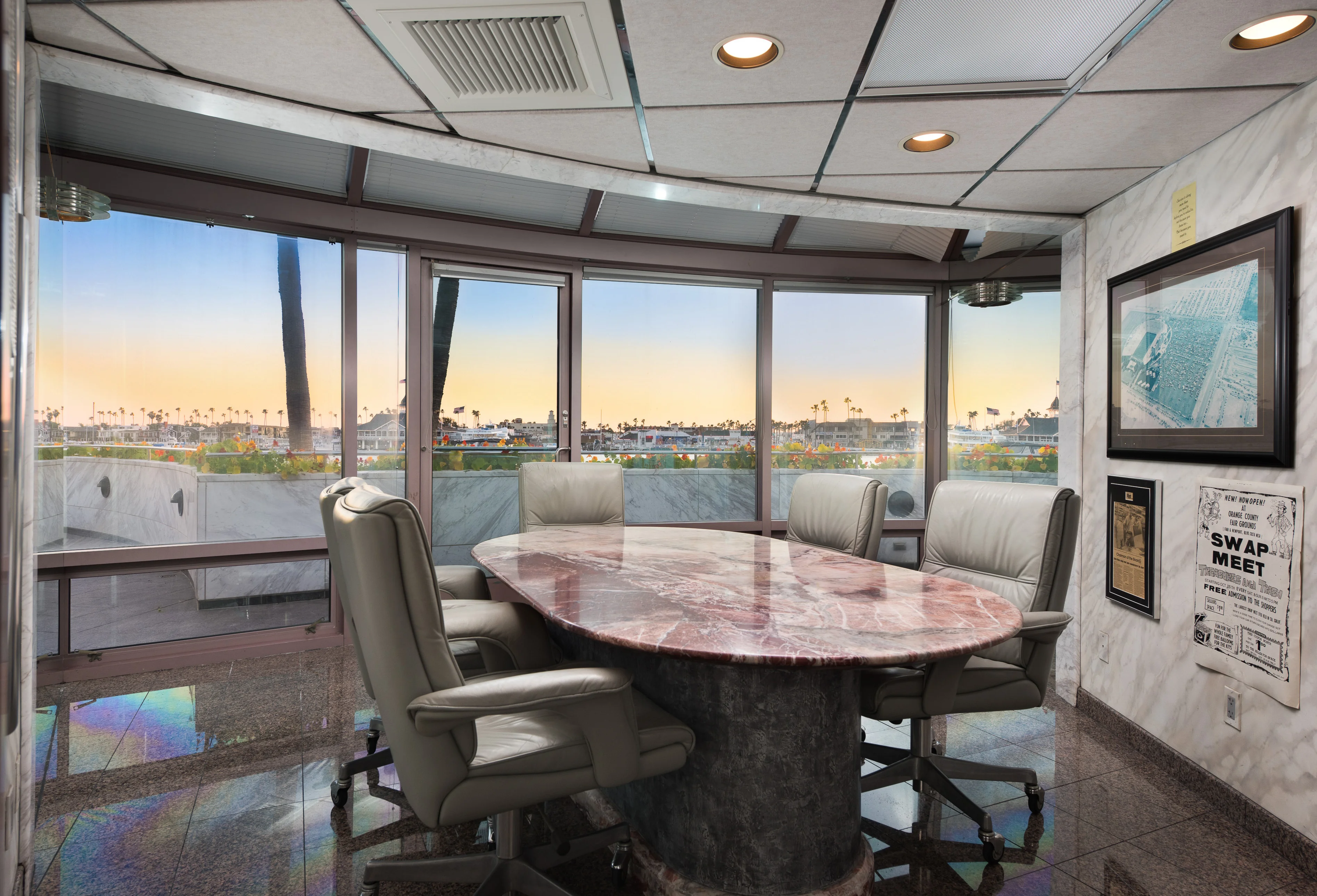 504 South Bay Front — Lease in Newport Beach, CA, photo 2 of 2