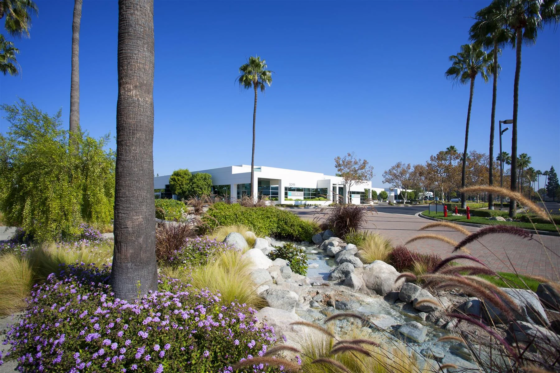 Warland Business Park — Lease in Cypress, CA, photo 1 of 3