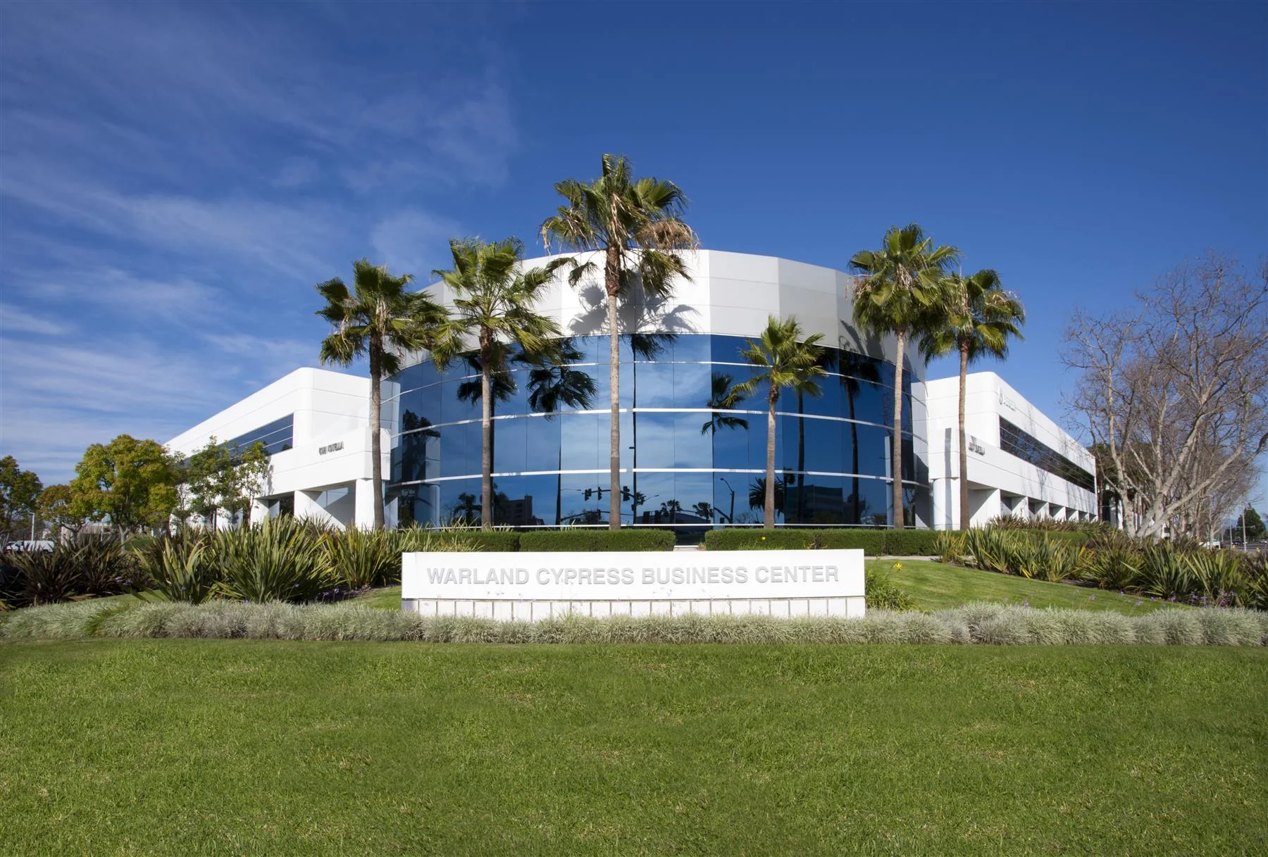 Office in Cypress, CA - photo 2 - Cypress, CA