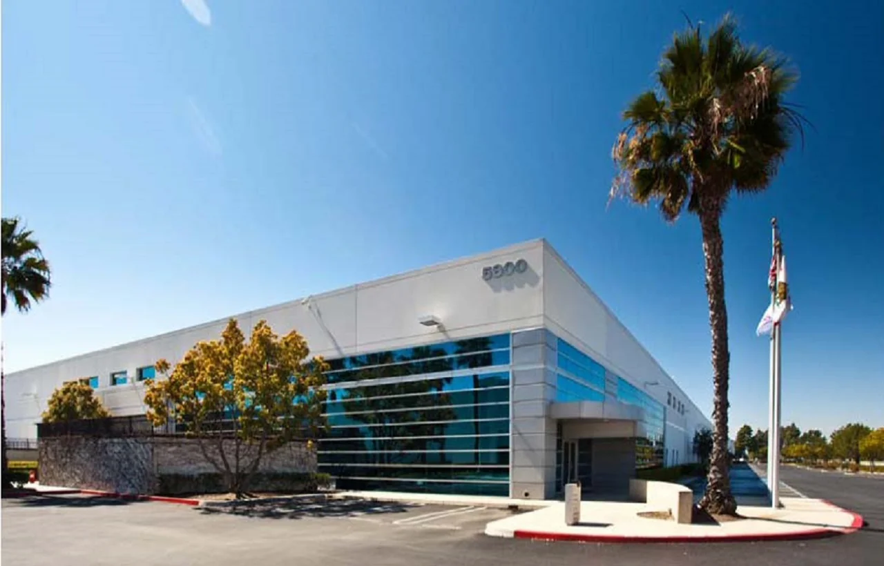 McDonnell Center Business Park — Lease in Huntington Beach, CA, photo 1 of 1