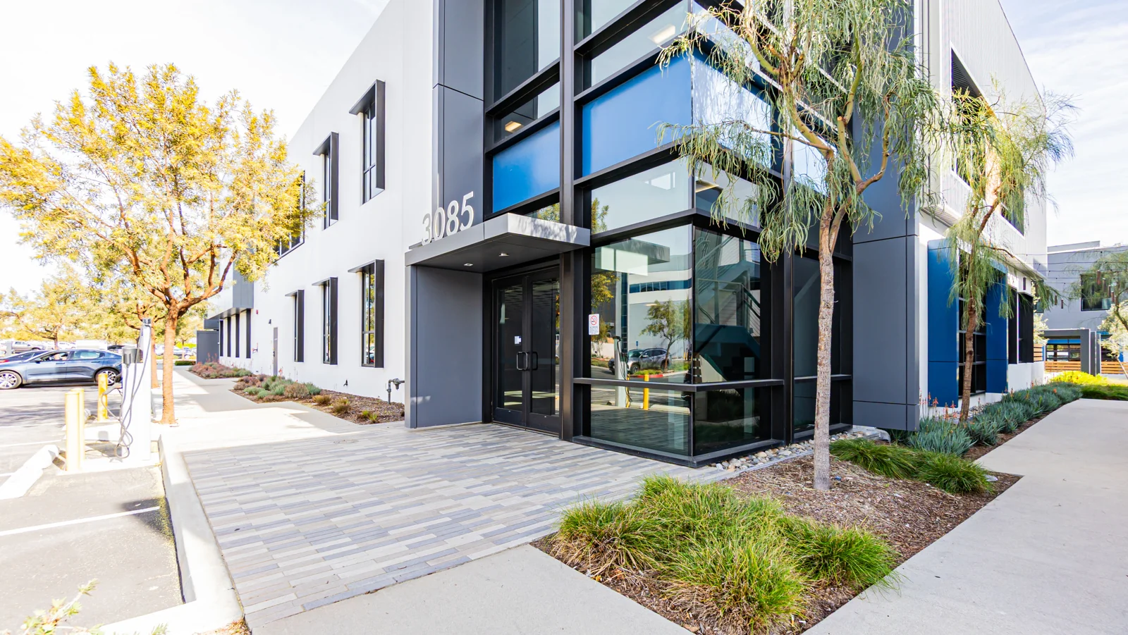 Creative Space Available For Lease — Lease in Burbank, CA, photo 1 of 8