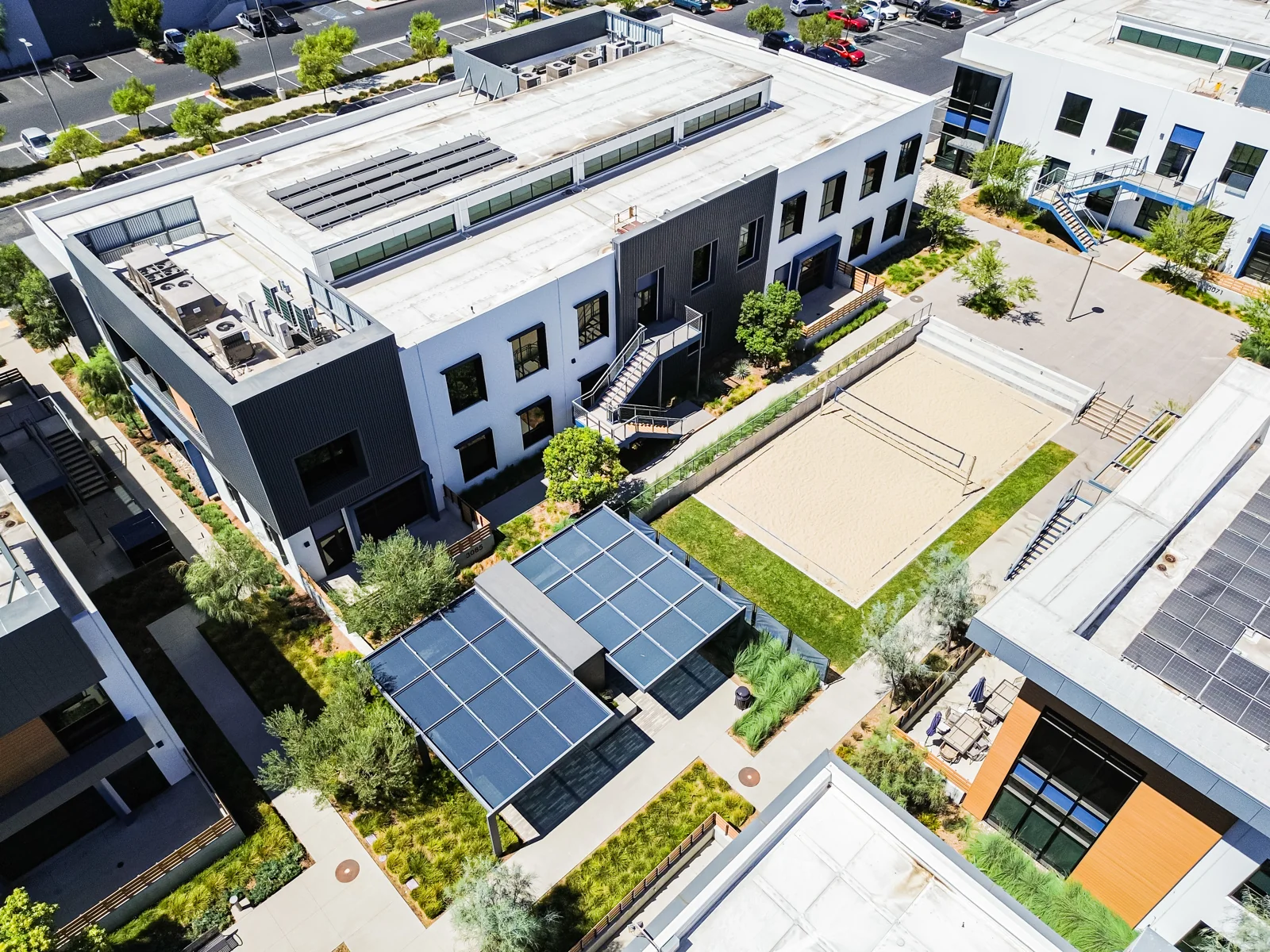 Creative Space Available For Lease — Lease in Burbank, CA, photo 4 of 8