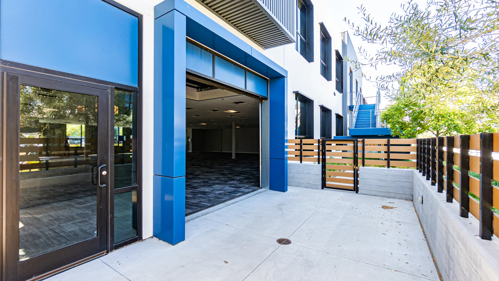 Creative Space Available For Lease — Lease in Burbank, CA, photo 6 of 8