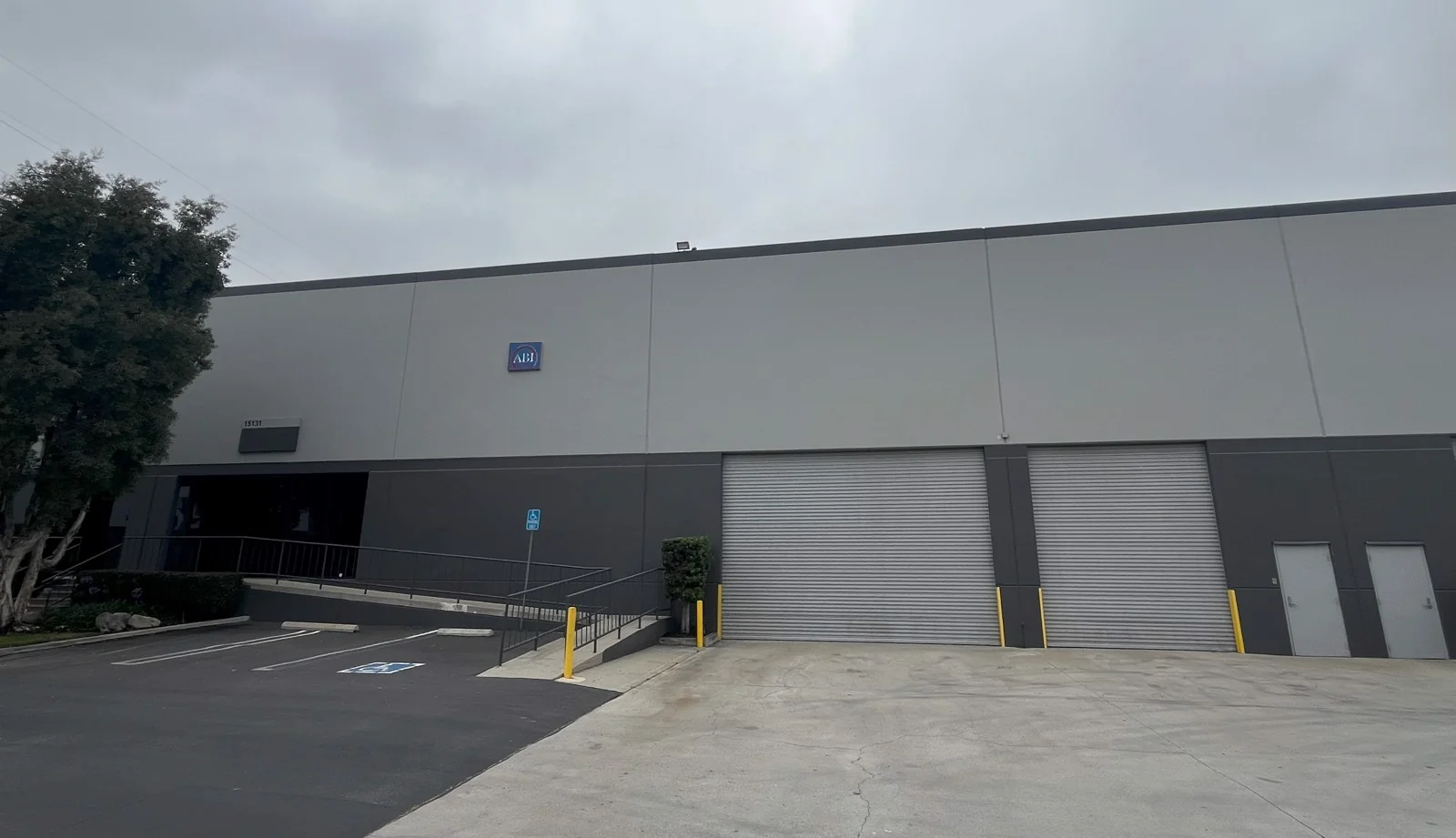 15131 S Figueroa St — Lease in Gardena, CA, photo 1 of 1