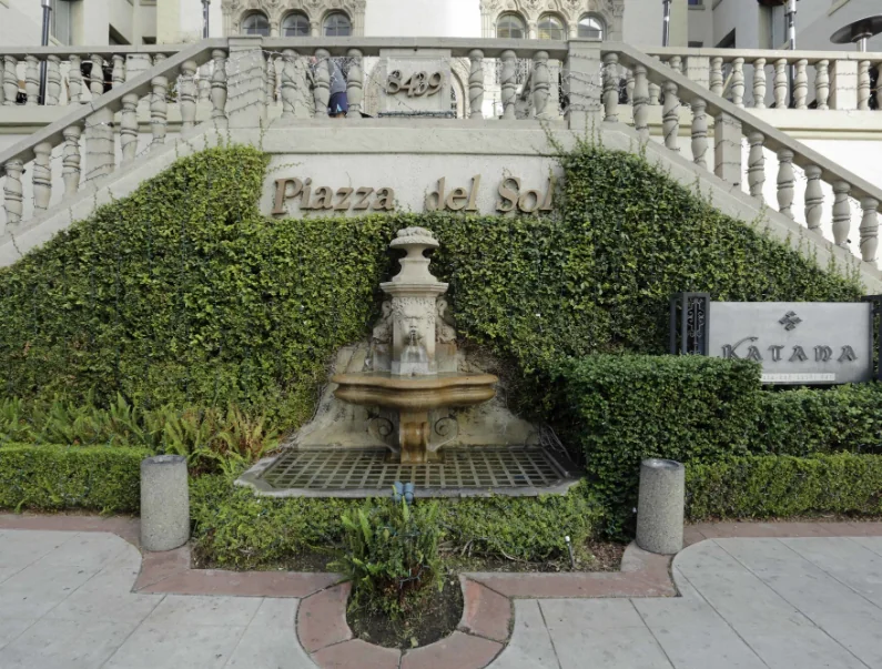 Piazza Del Sol - photo 2 - West Hollywood, CA