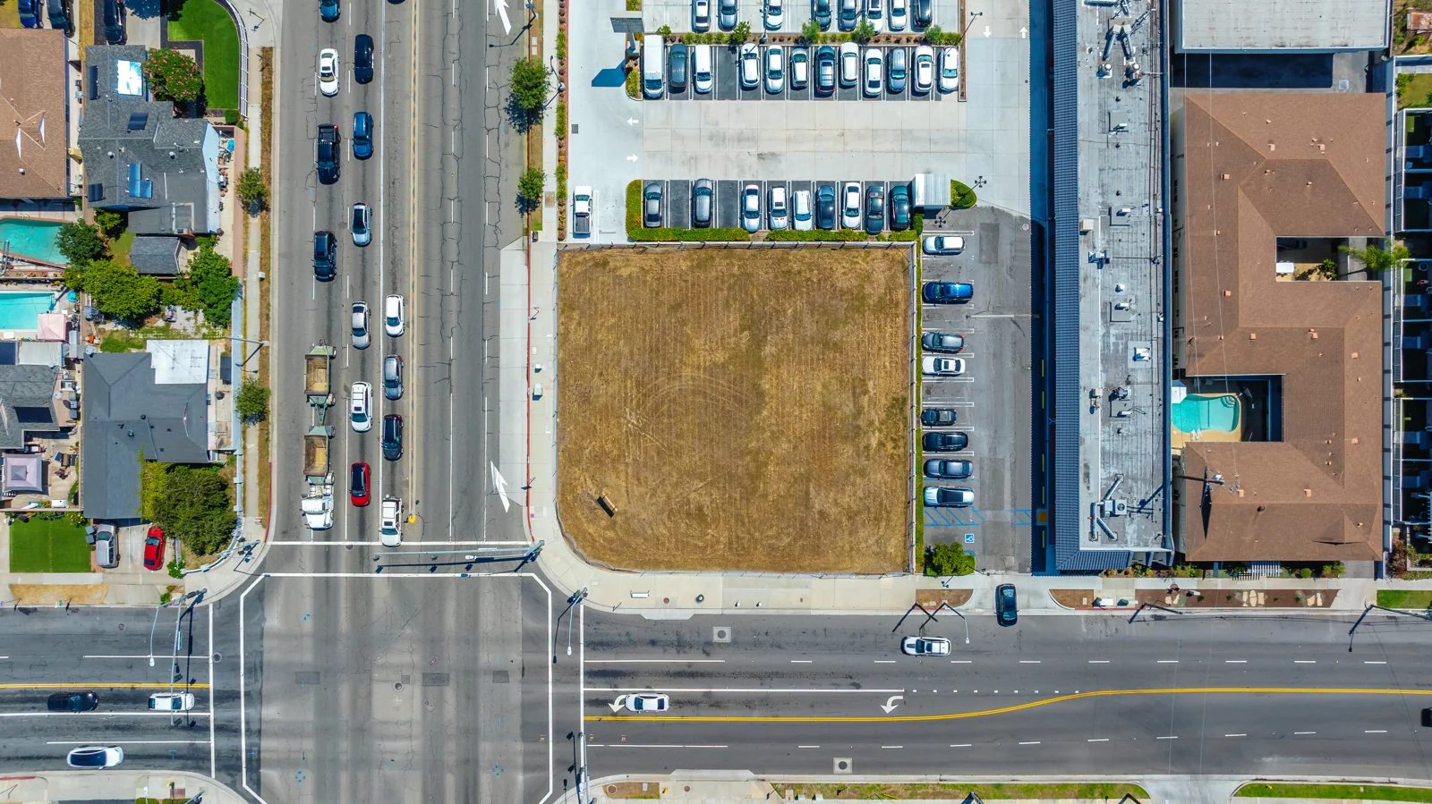 Retail in Torrance, CA — Lease in Torrance, CA, photo 2 of 8