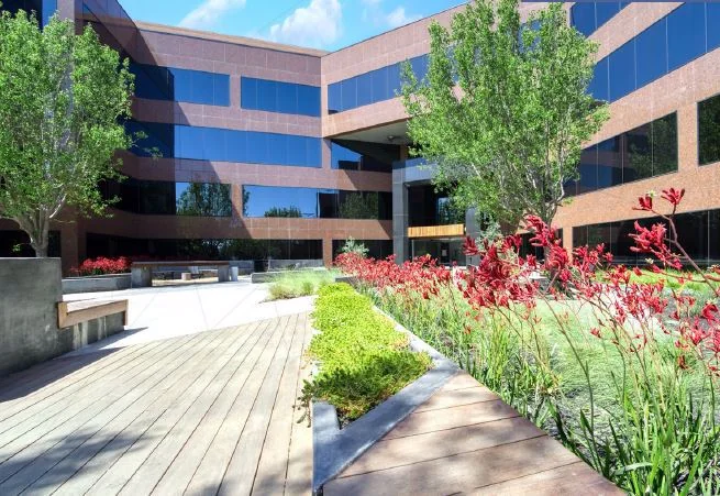 Gramercy Plaza — Lease in Torrance, CA, photo 2 of 3