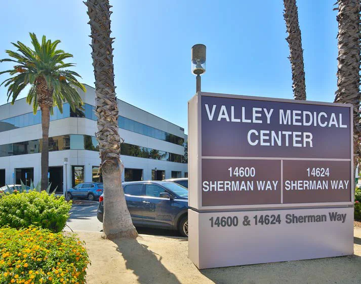 Valley Medical Plaza — Lease in Van Nuys, CA, photo 2 of 3