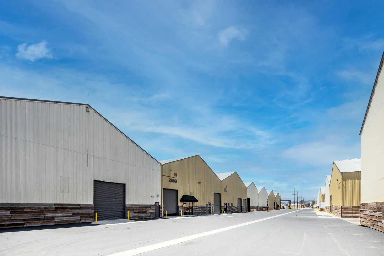 Saugus Station Industrial Center — Lease in Santa Clarita, CA, photo 2 of 7