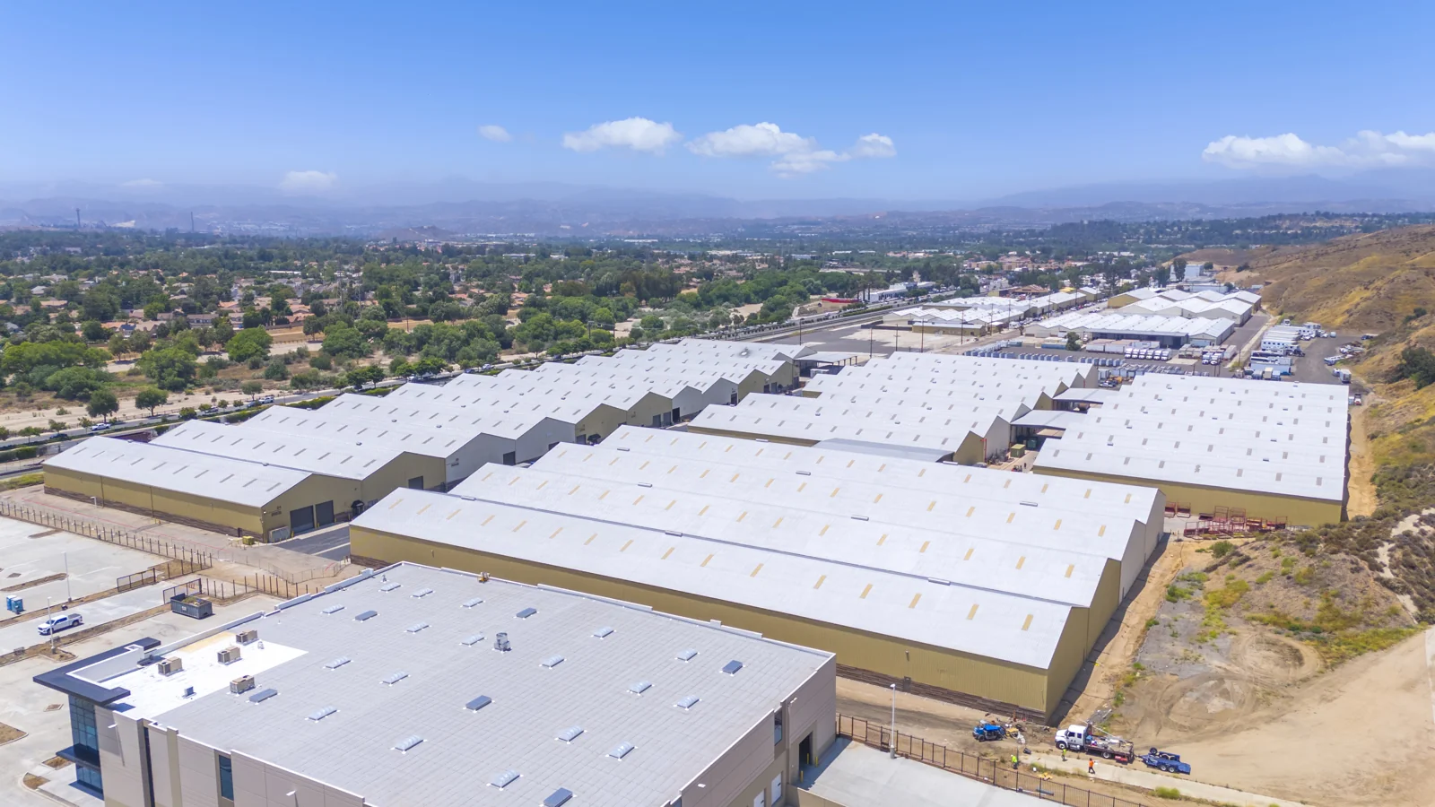 Saugus Station Industrial Center — Lease in Santa Clarita, CA, photo 4 of 7