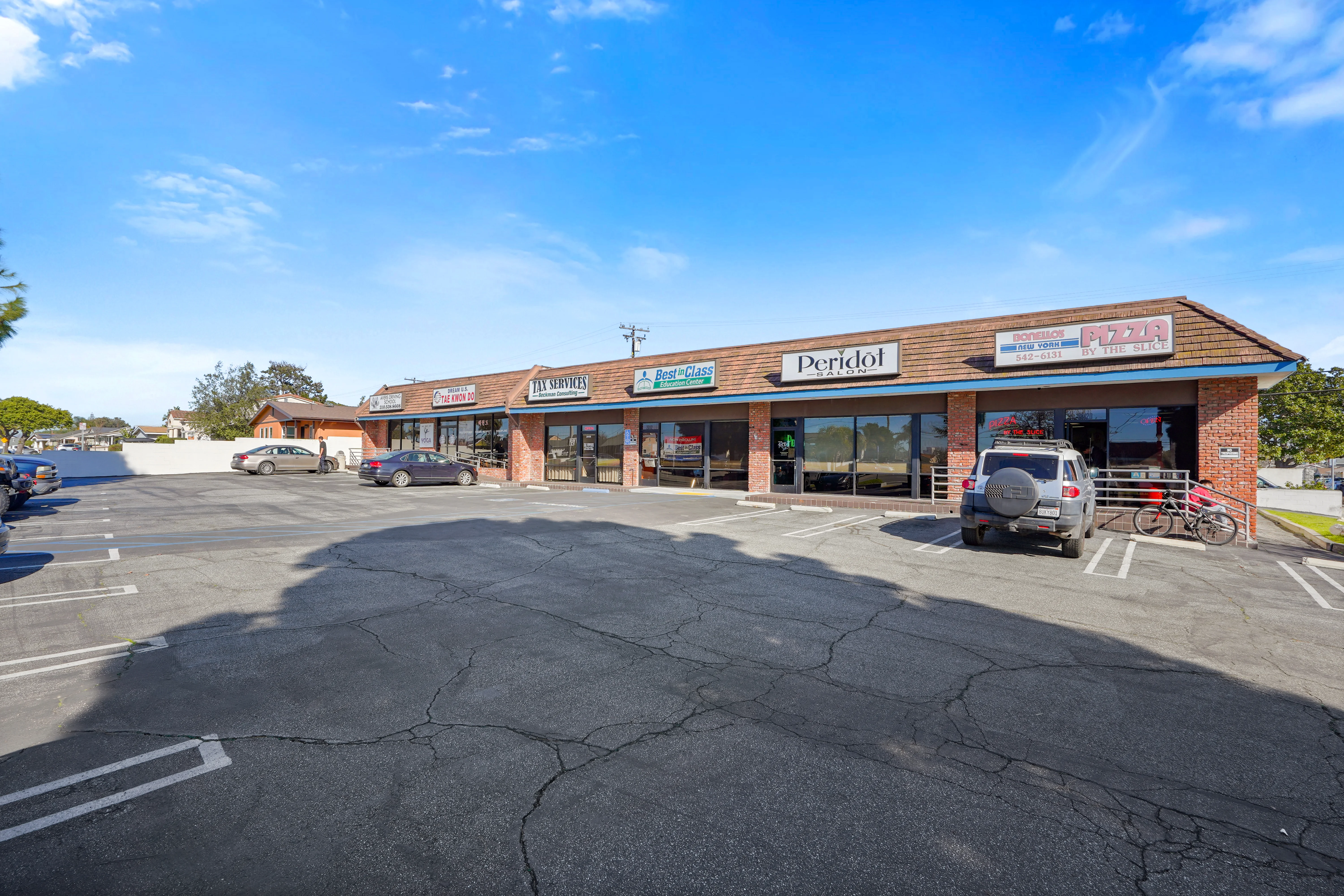 Anza Plaza — Lease in Torrance, CA, photo 2 of 6