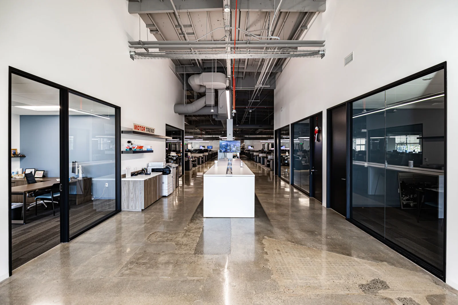 FlexIndustrial in El Segundo, CA — Lease in El Segundo, CA, photo 4 of 8