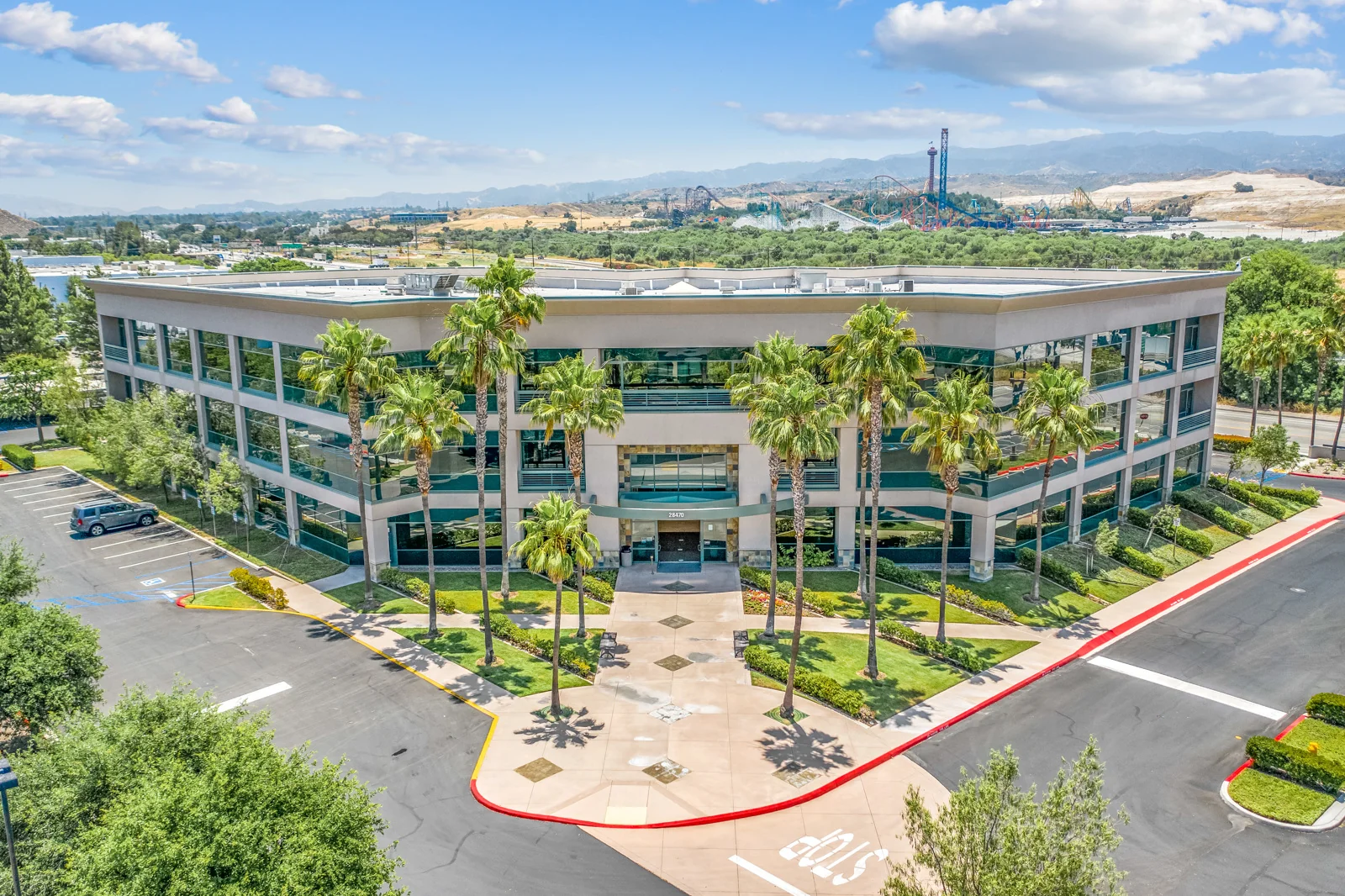 Valencia Corporate Plaza — Lease in Santa Clarita, CA, photo 1 of 8