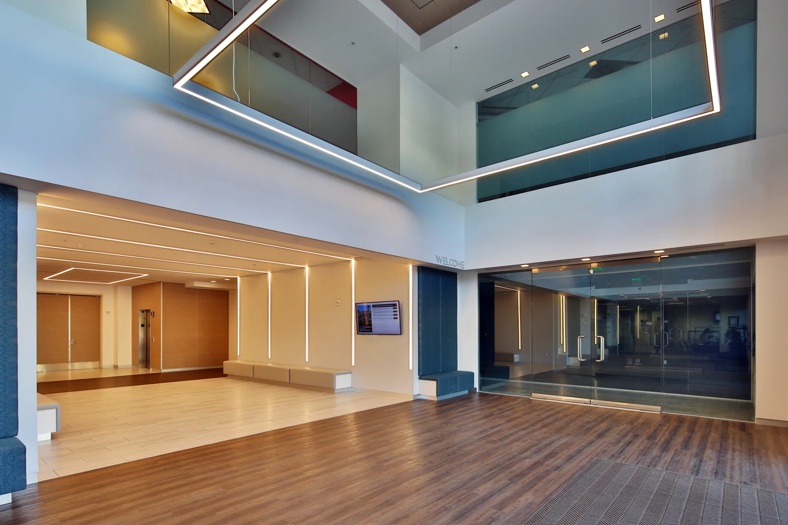Valencia Corporate Plaza — Lease in Santa Clarita, CA, photo 3 of 8